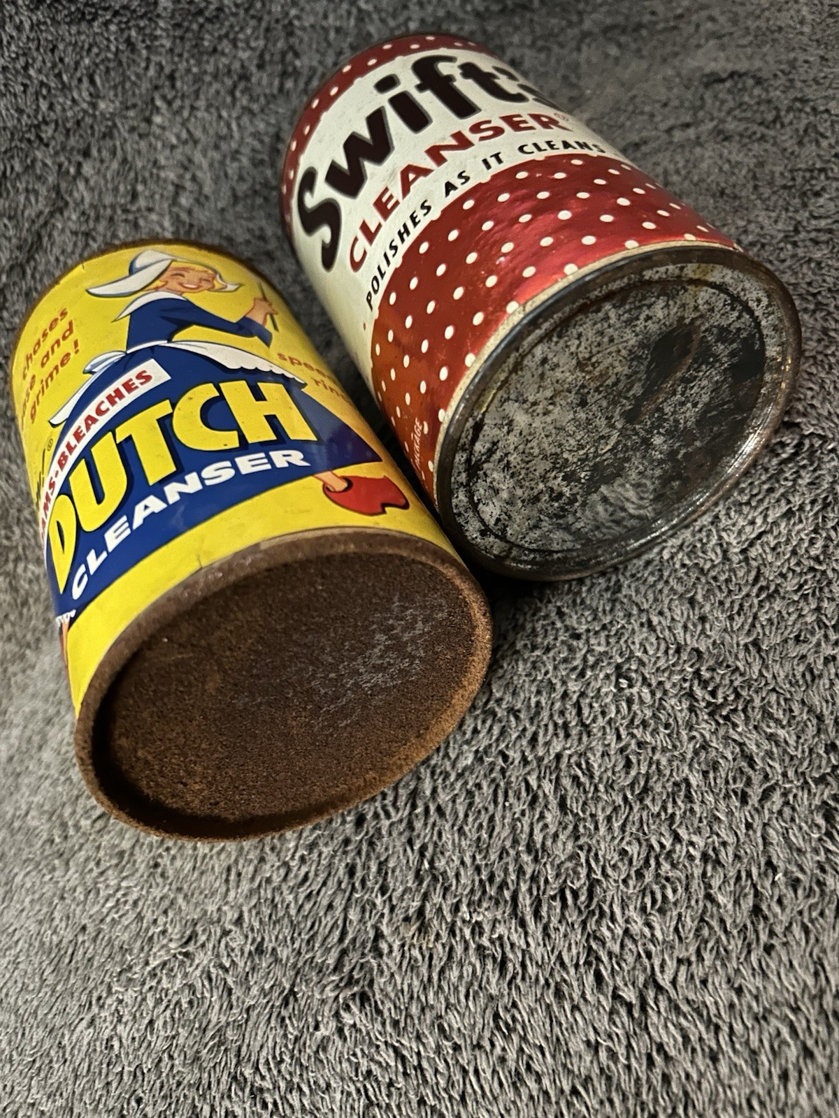 1950-60s Swift’s Cleanser 14 oz Red Polka Dot Label NOS & Empty Dutch Can