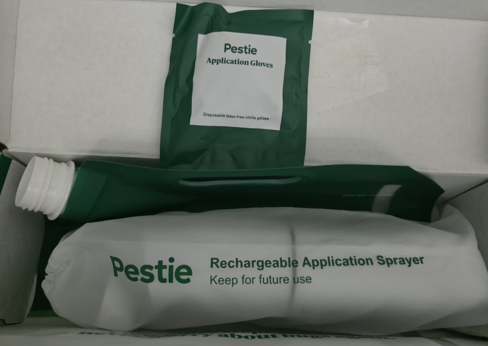 PESTIE RECHARGEABLE SPRAYER HOME & LAWN (SPRAYER & BAG & GLOVES ONLY) NEW IN BOX