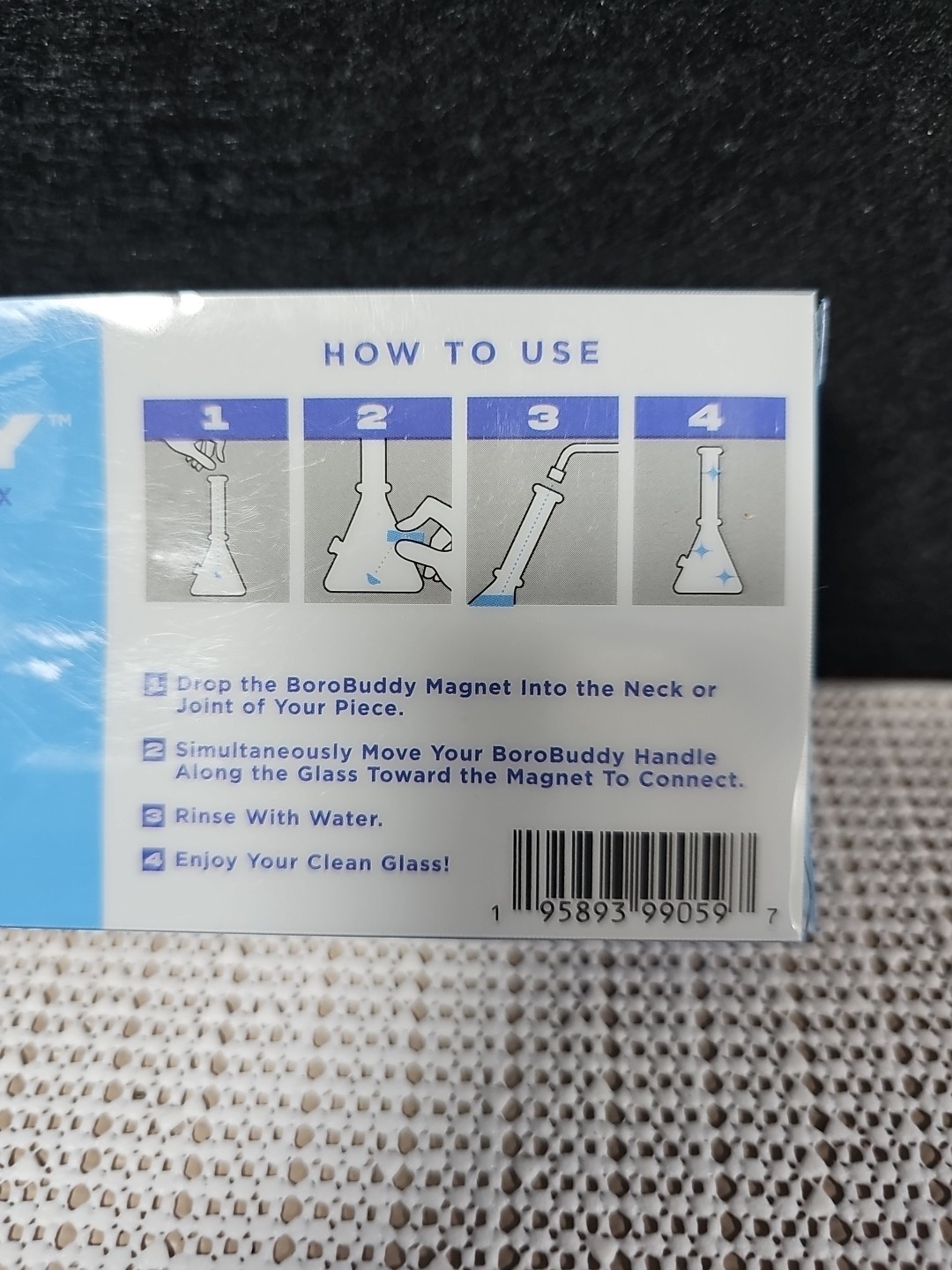 SNOWTREE BoroBuddy Magnetic Glass Cleaner for Glass Pieces Bottles Green