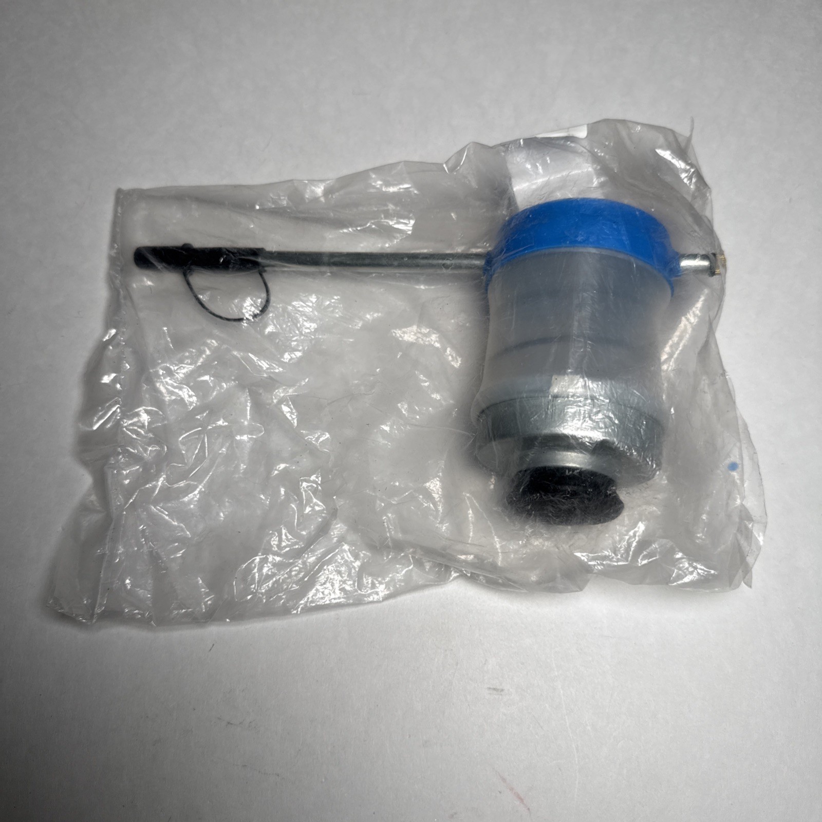 New & Improved Bellow Hand Duster puffer R Duster Not The Jt Eaton – New!