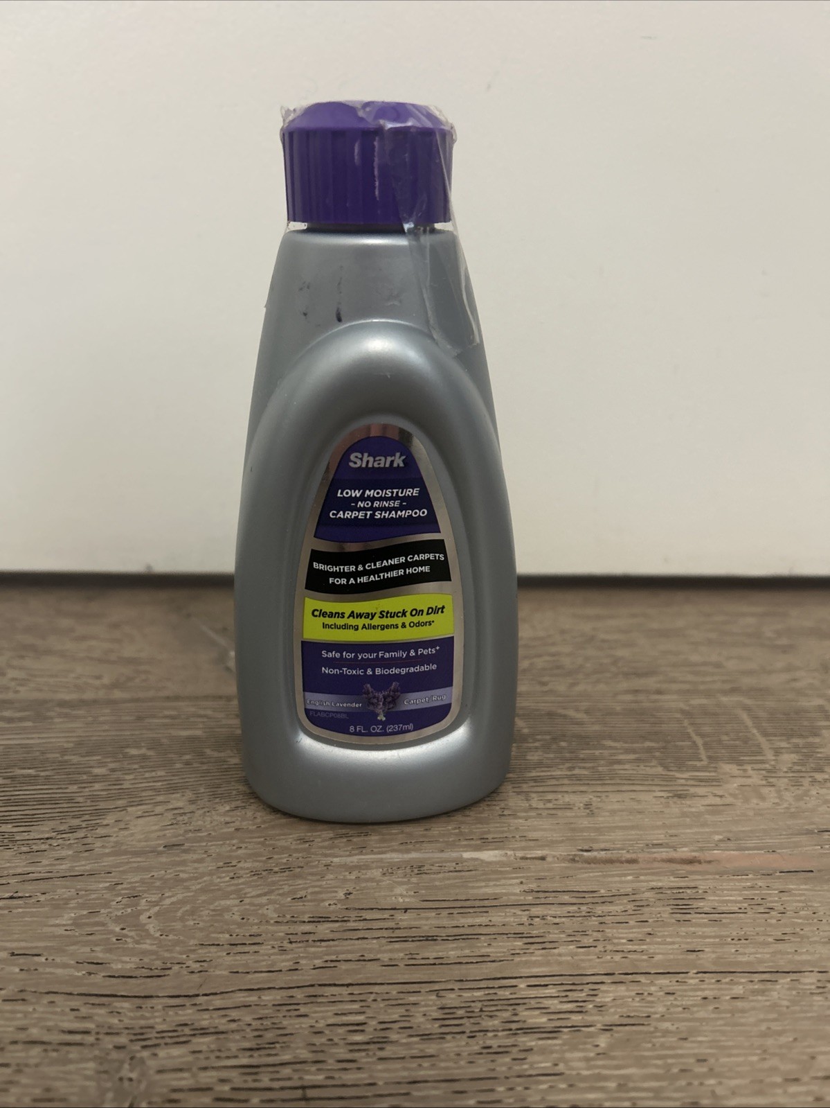 Shark Low Moisture No Rinse Carpet Rug Shampoo English Lavender 8 FL. OZ.
