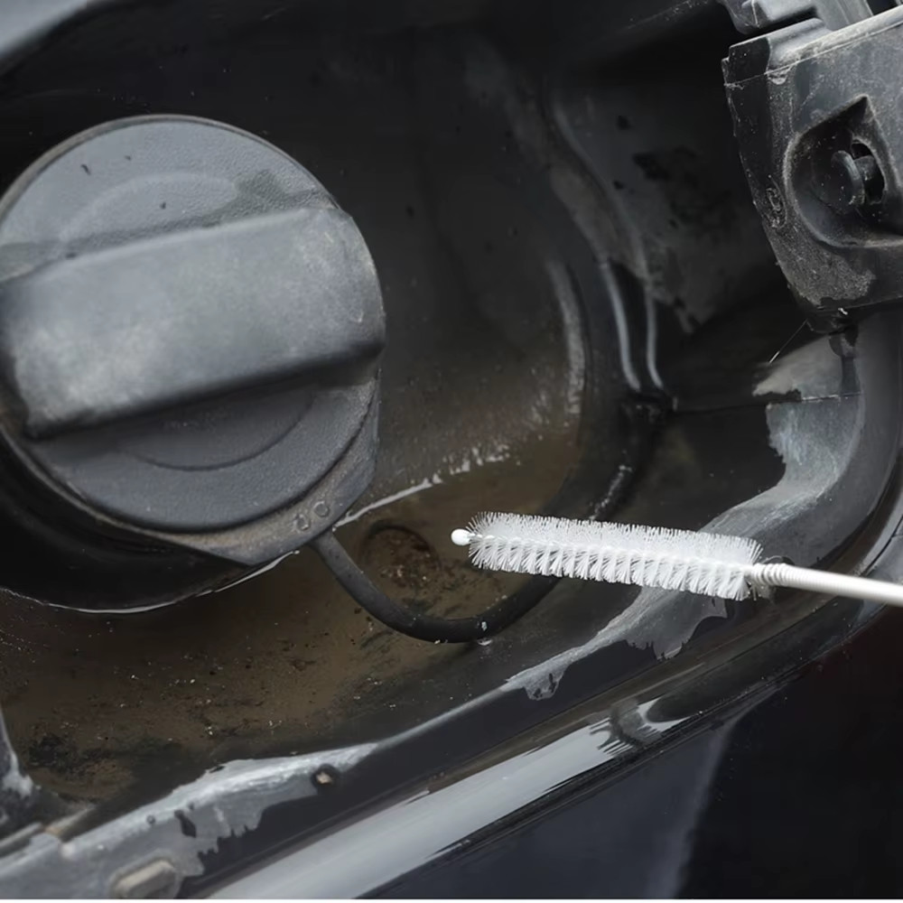1.6M Car Drain Dredge Cleaning Scrub Brush for Audi A3 8V 8P A4 A5 A6 A7 Q2 Q3 Q