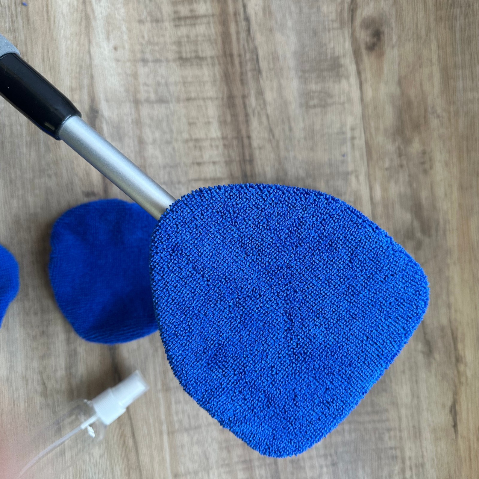 NEW Windshield Cleaner Wand Microfiber Car Inside Window Cleaning Tool Anti Fog