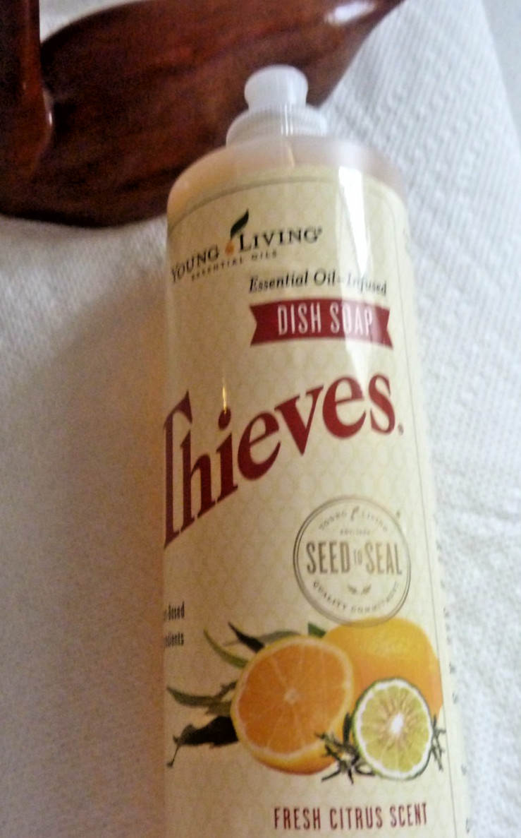 Young Living Thieves Dish Soap 12 fl.oz Essential Oil Infused Fresh Citrus Scent