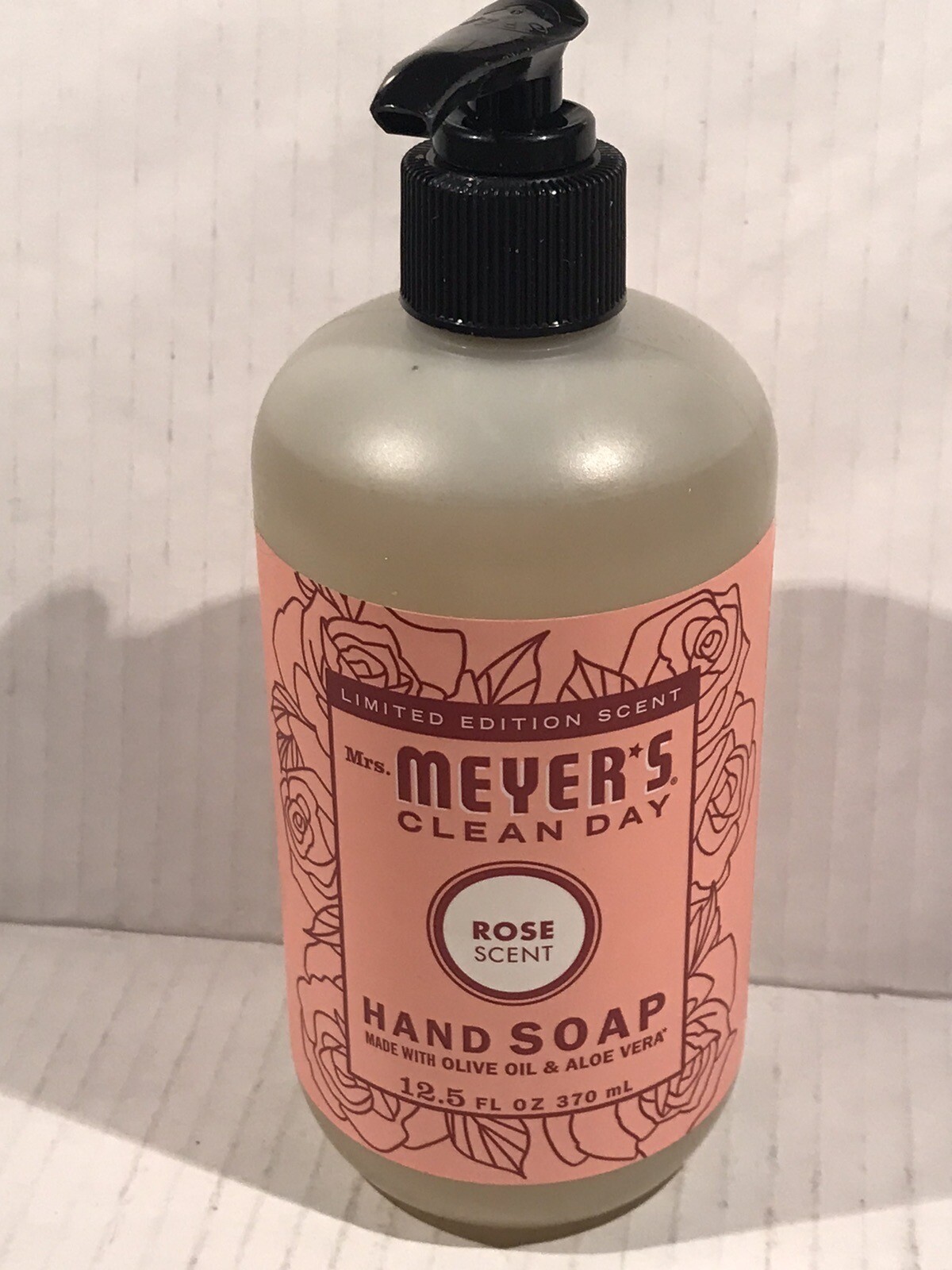 Hand Soap Liquid Soap Assorted Scents 12.5 oz New Mrs. Meyer’s 2x Clean Day NEW