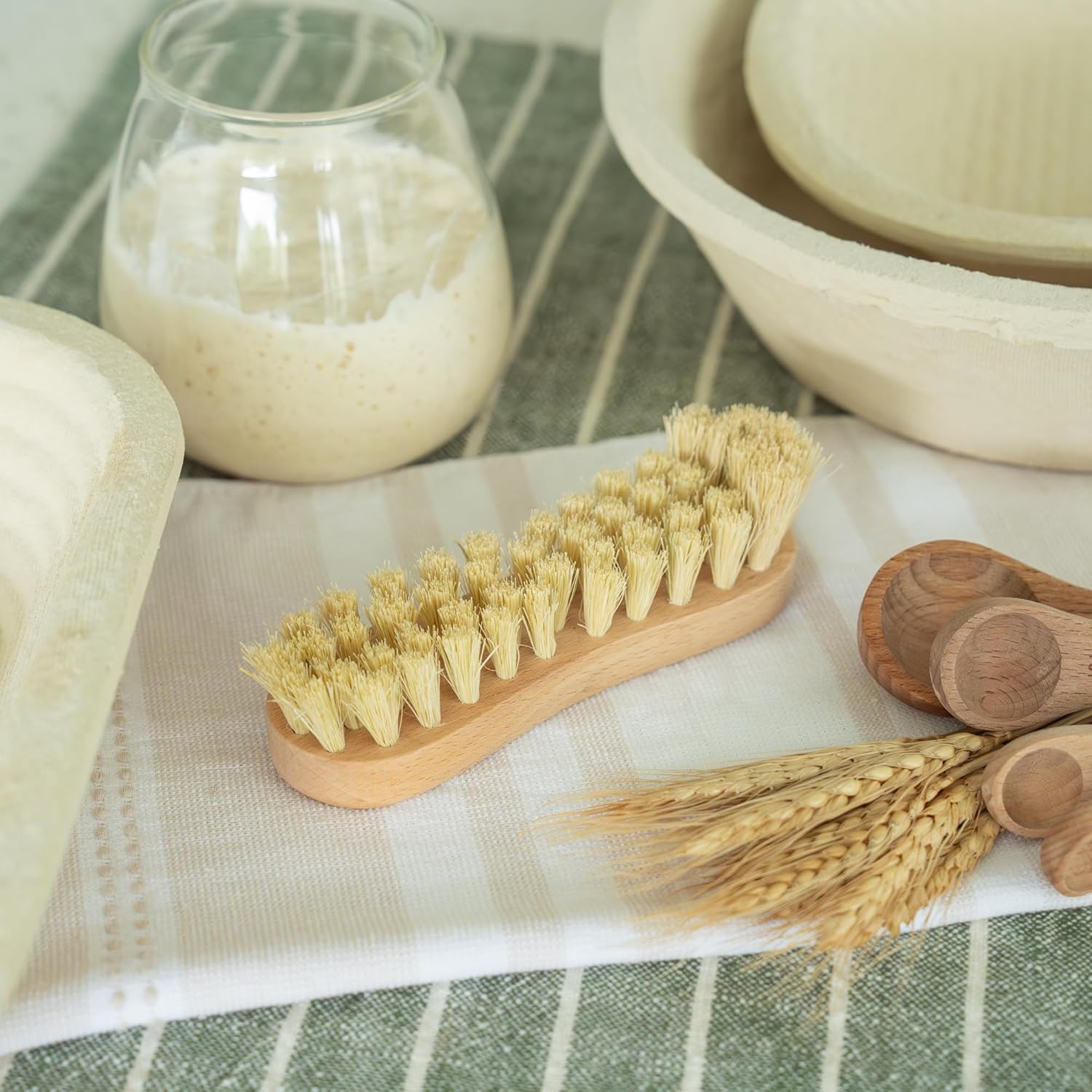 Bulka Banneton Natural Cleaning Brush for Wood Pulp Sourdough Proofing Baskets –
