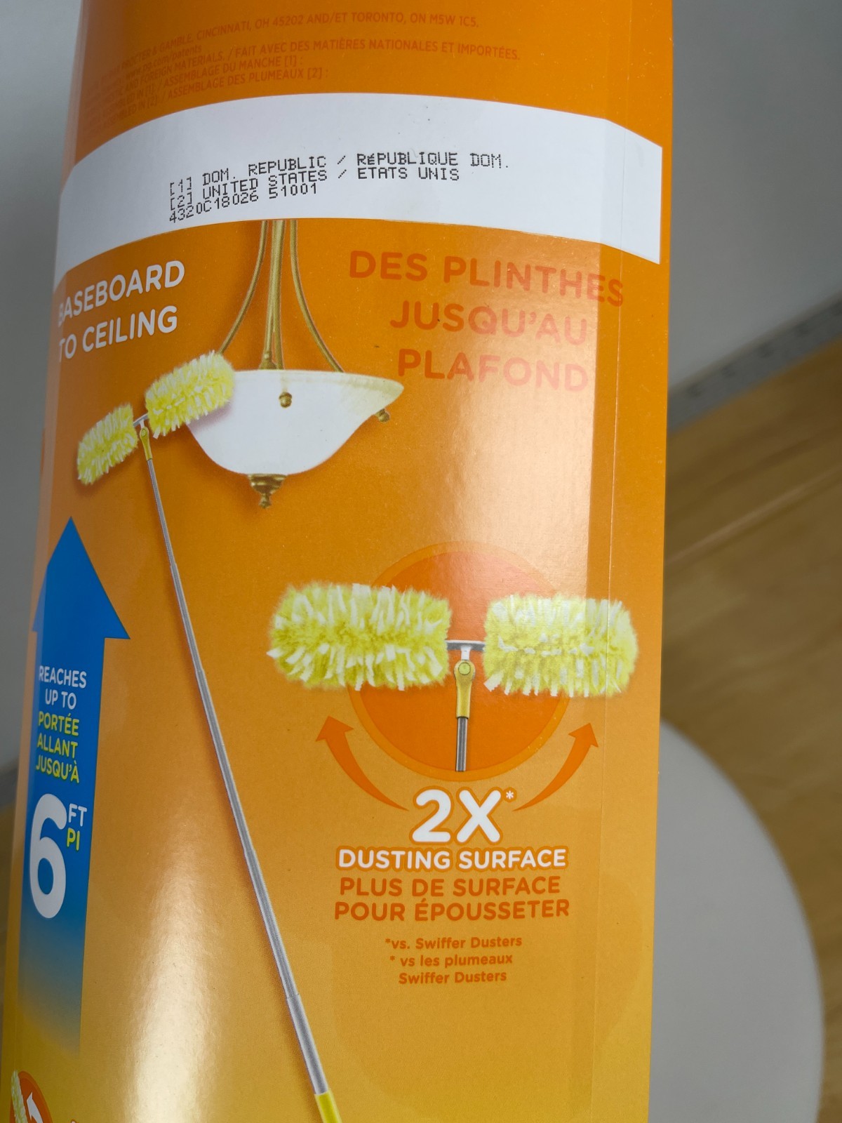 Swiffer 360 Dusters 6FT Extender Handle Kit 4 Heavy Duty Dust Refills