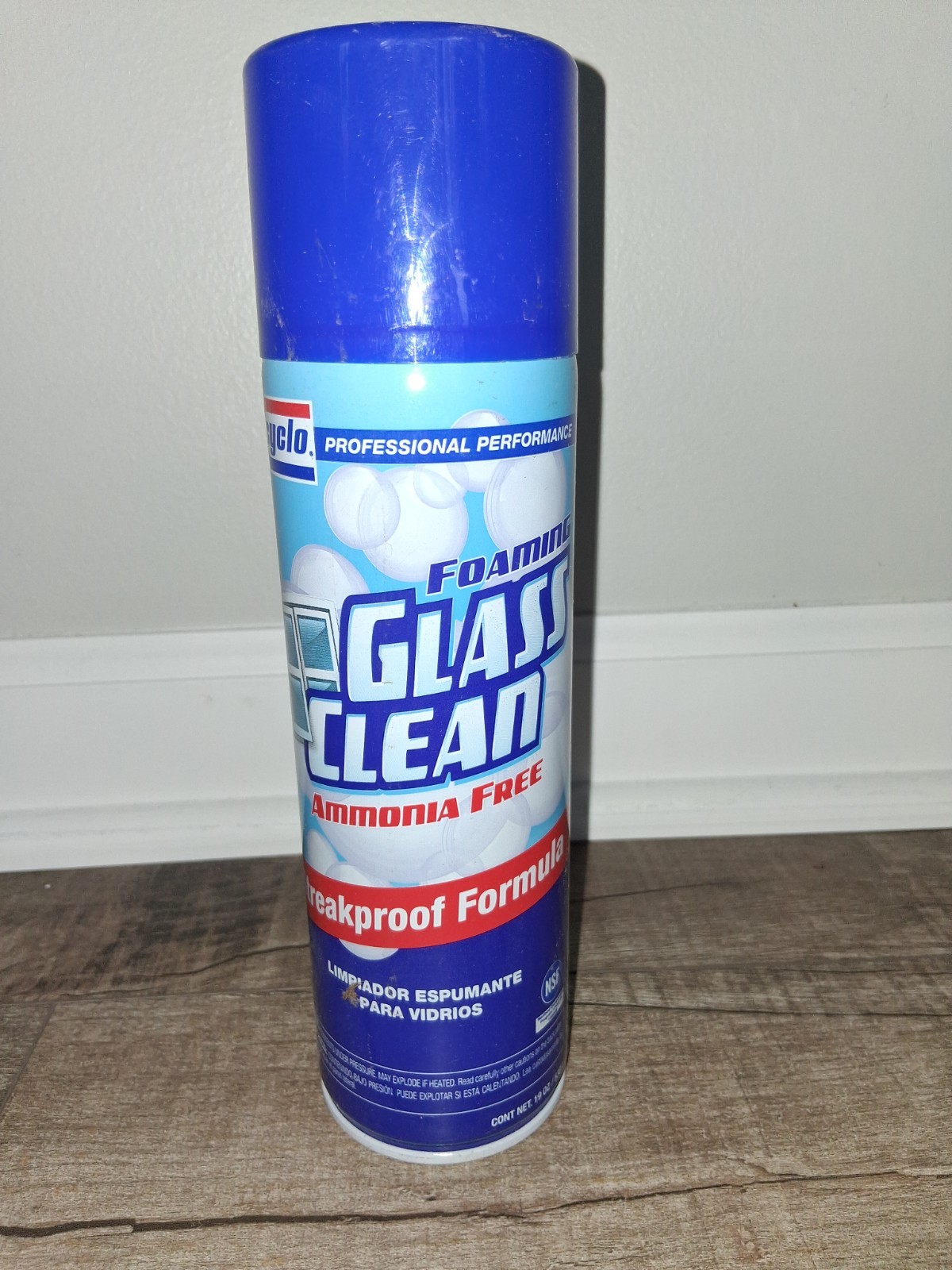 Cyclo Foaming Glass Clean Streakproof Formula – 19oz