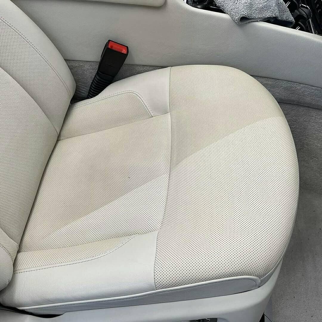 CARPRO Inside Leather Vinyl Plastic Interior Cleaner 16.9 Fl Oz Cleaning Agent