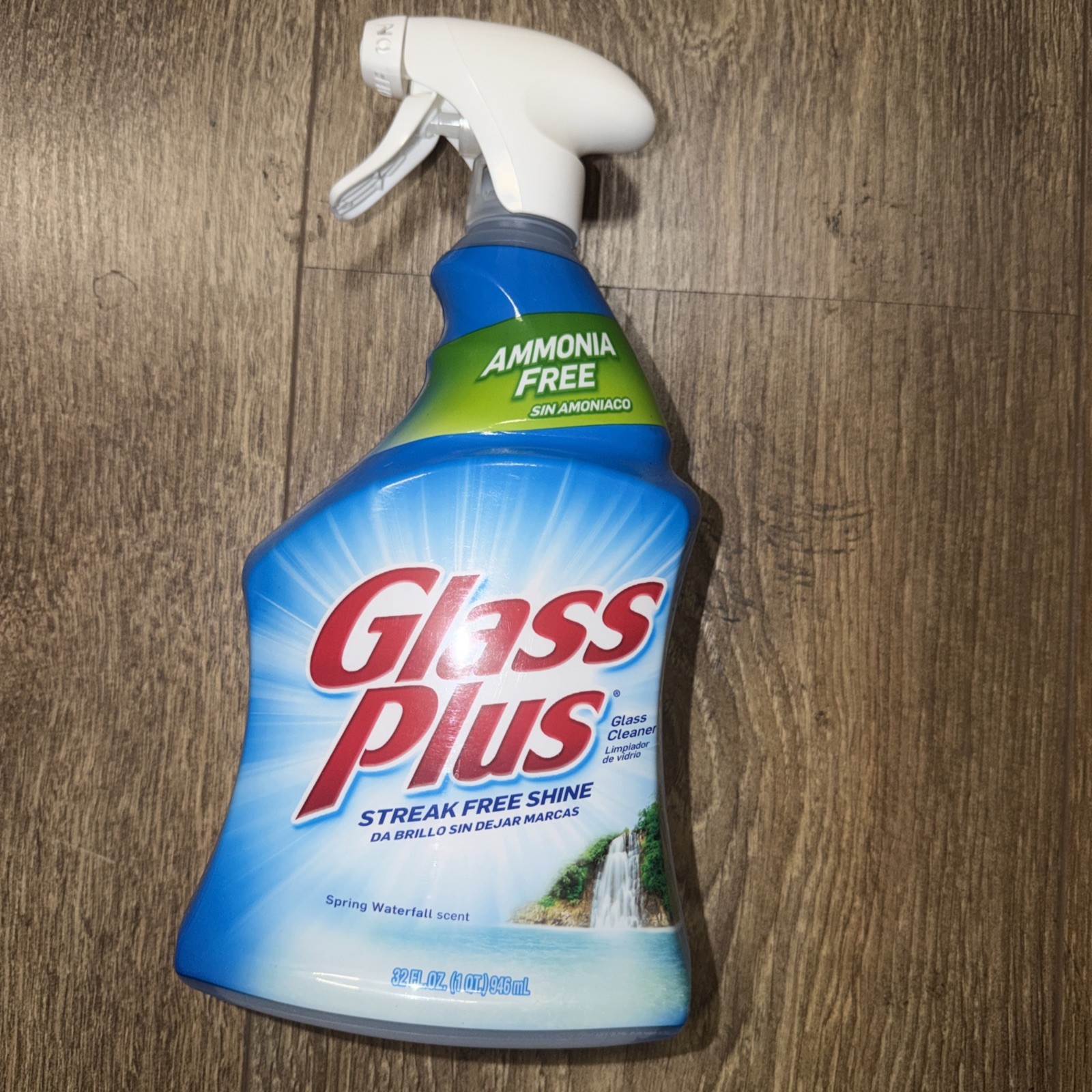 Glass Plus Glass Cleaner, 32 Fl Oz Bottle, Multi-Surface Glass Cleaner