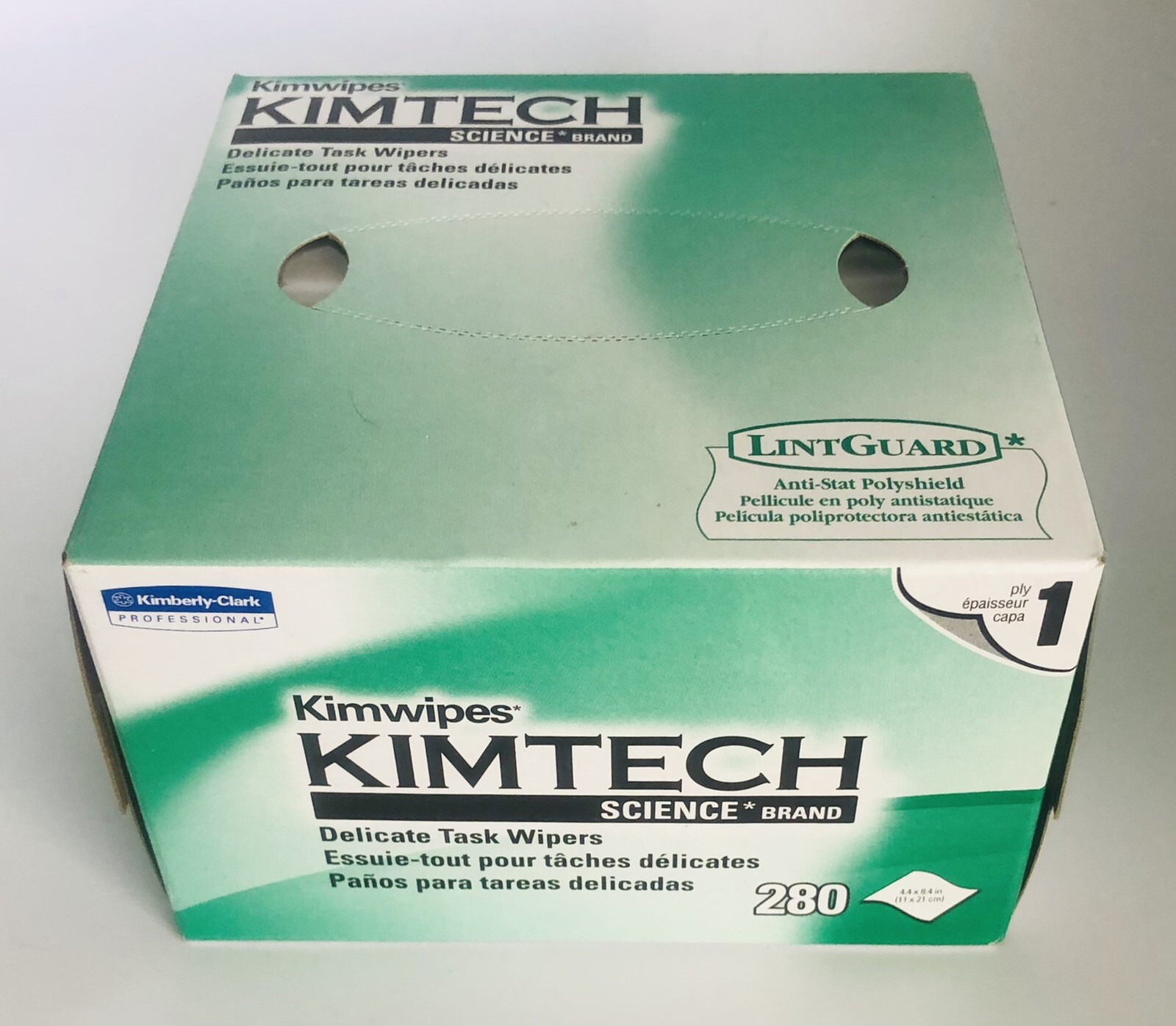 KIMTECH SCIENCE 34155 Delicate Task Wipes -WHITE 4.4″ x 8.4″ (2 Box of 280)