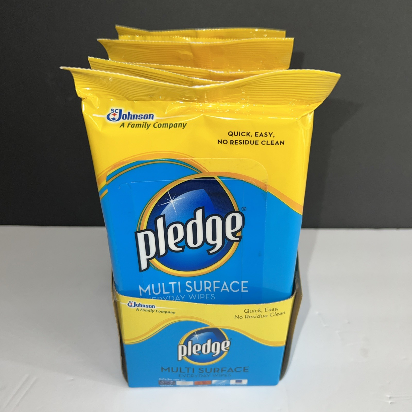 Pledge Multi Surface Everyday Wipes 6 Packs of 25 Wipes