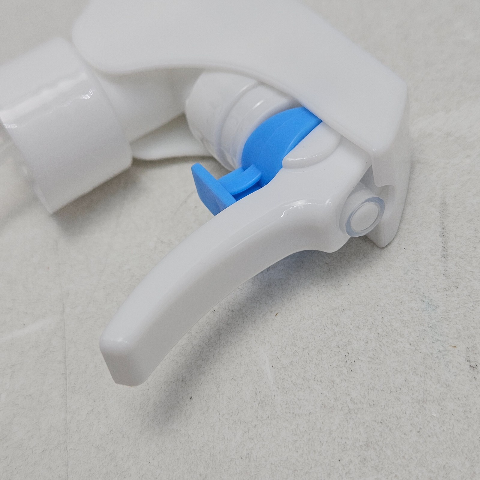 Lifeproof Ceramic Coating Spray Kit Shine, Seal & Protect Kitchen & Bath Surface