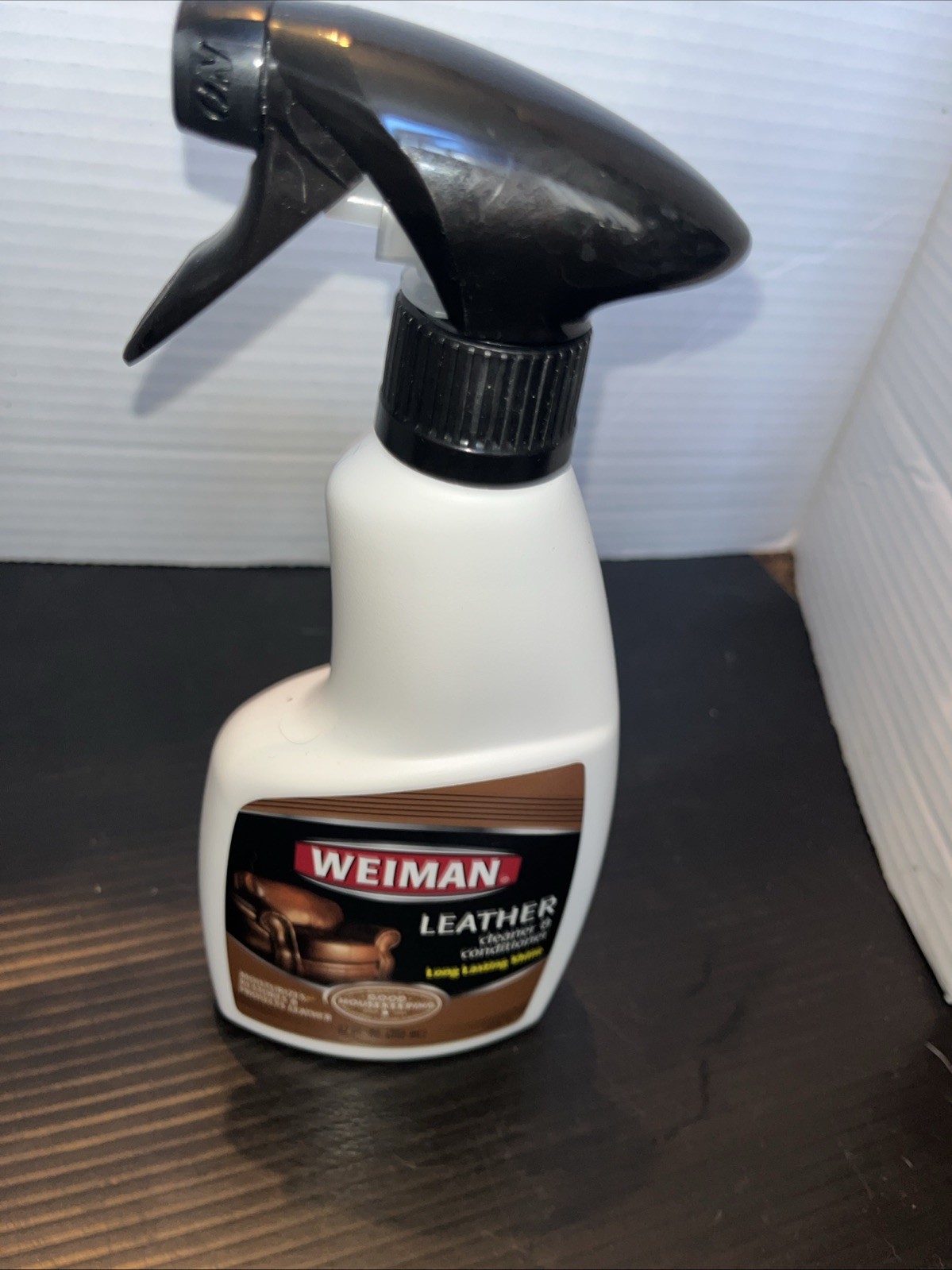 Weiman Leather Cleaner and Conditioner for Furniture – Cleans and Conditions