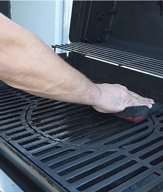 Zep Heavy-Duty Oven and Grill Cleaner ZUOVGR19 (2-Pack) 19 oz Each