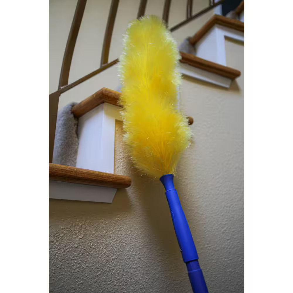 Poly-Fiber Duster with Click-Lock Feature
