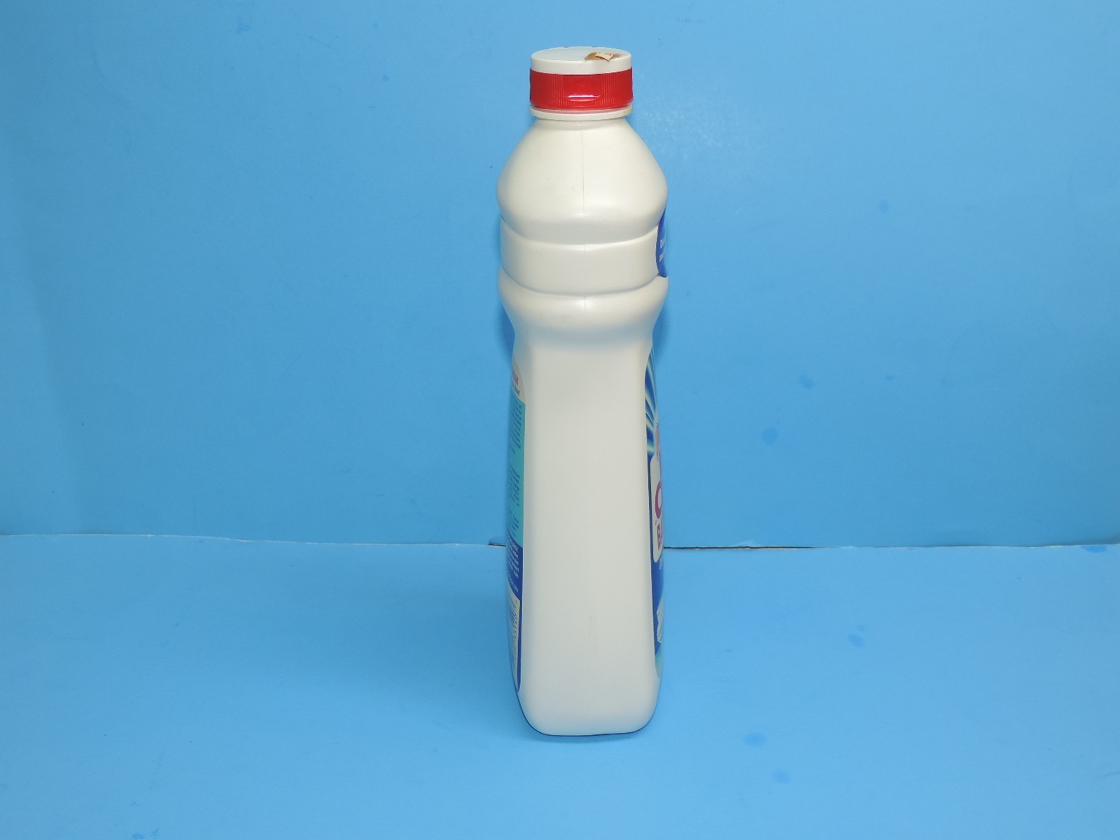 VTG. MR CLEAN BATHROOM CLEANER 28oz. BOTTLE 1992 SOAP SCUM RETRO MOVIE PROP