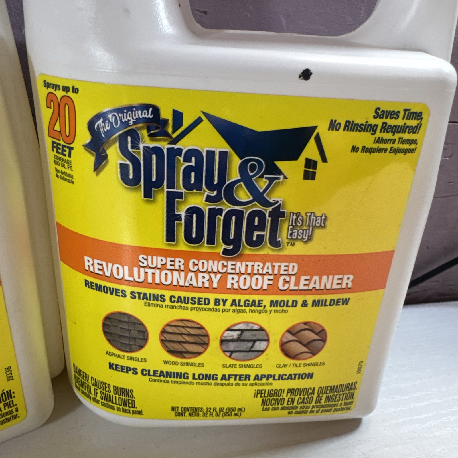 Spray & Forget Super Concentrated REVOLUTIONARY ROOF CLEANER (1 qt) – 2 NEW