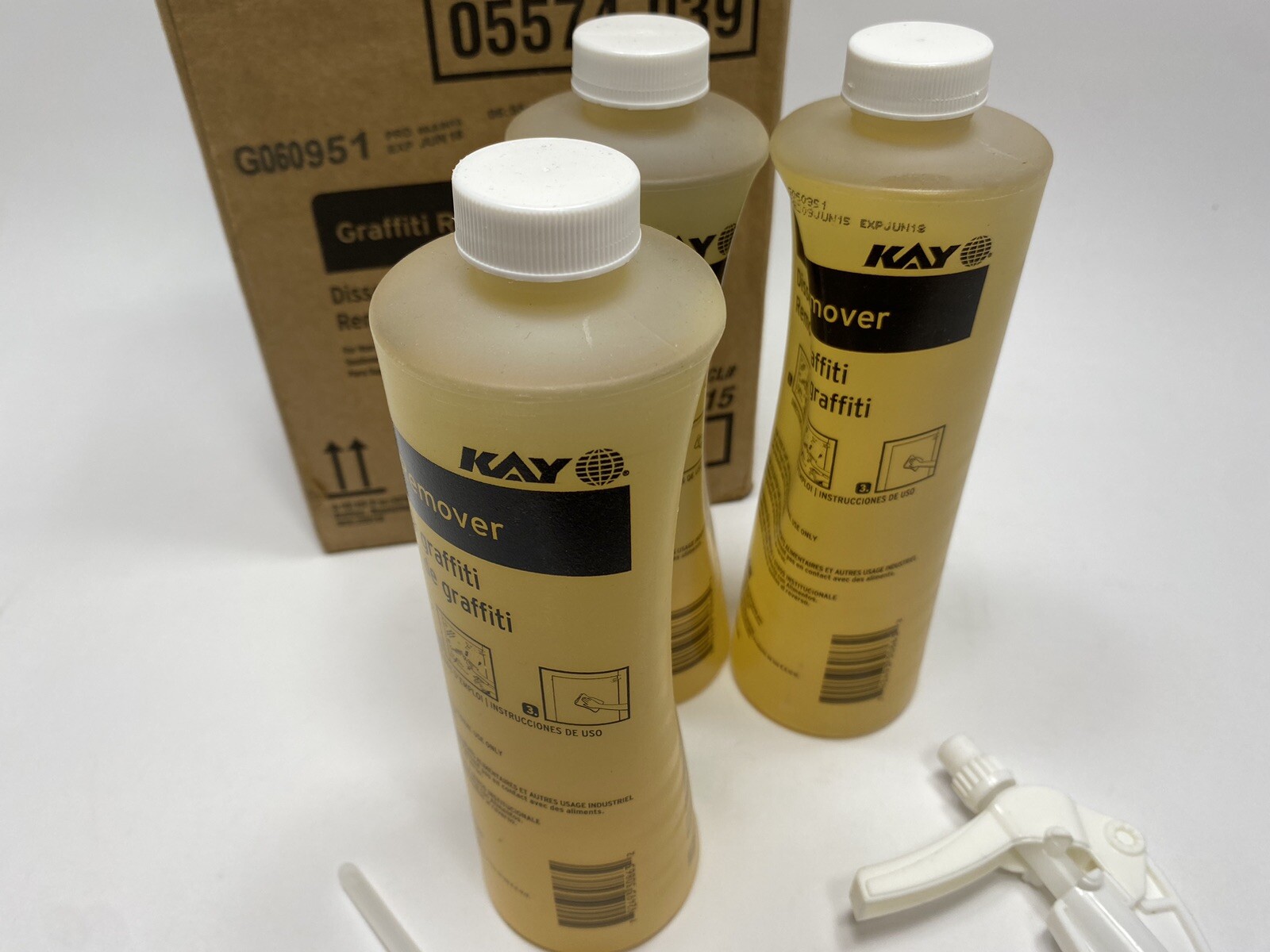 Kay Ecolab Graffiti Remover 05574-039 (3-16 fl oz bottles & 1 sprayer) NOS