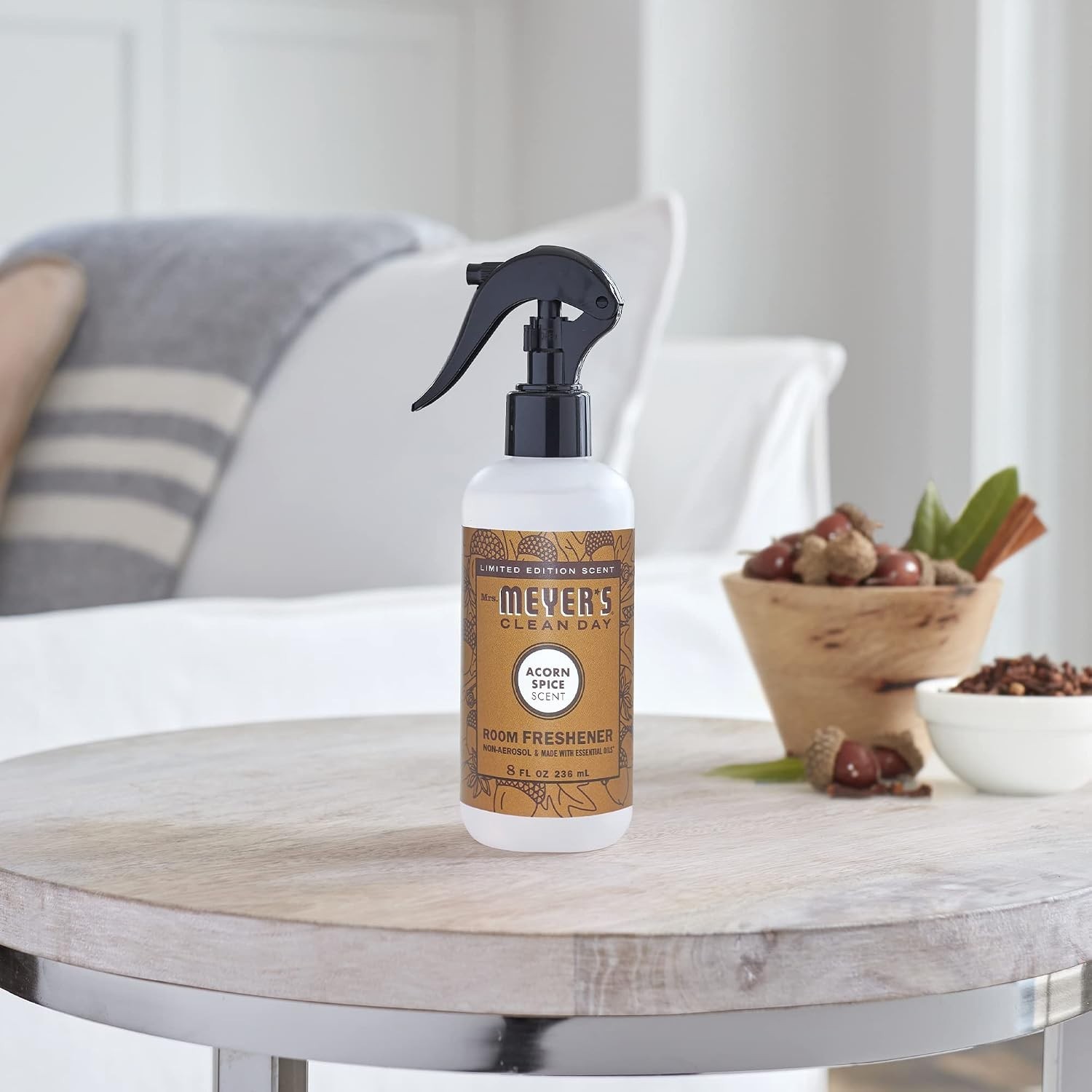 MRS. MEYER’S CLEAN DAY Room Spray, Acorn Spice Scent, 8 Fl Oz Bottle