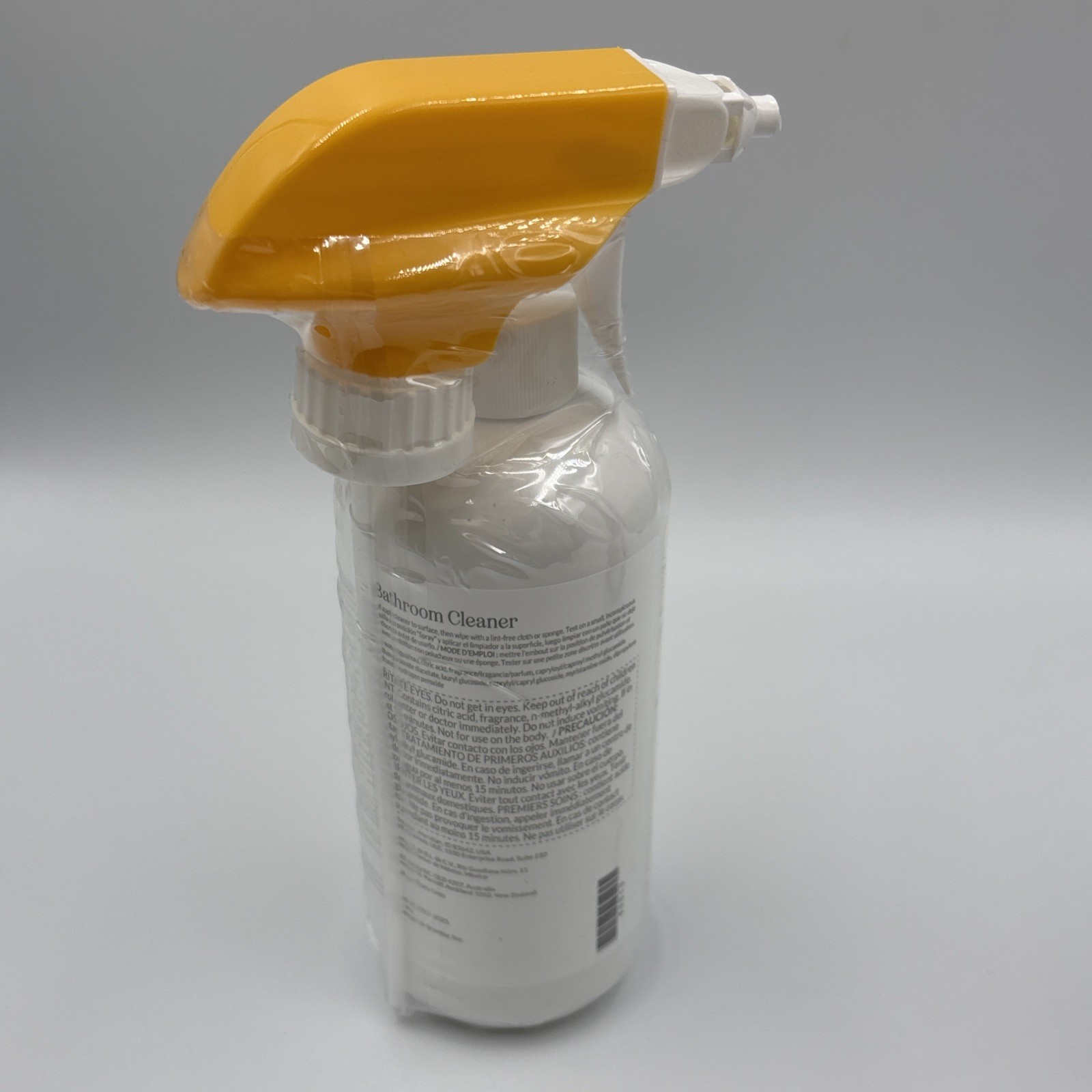 Scentsy Bathroom Cleaner & Counter Clean Squeeze The Day 16 fl oz. Spray Bottle