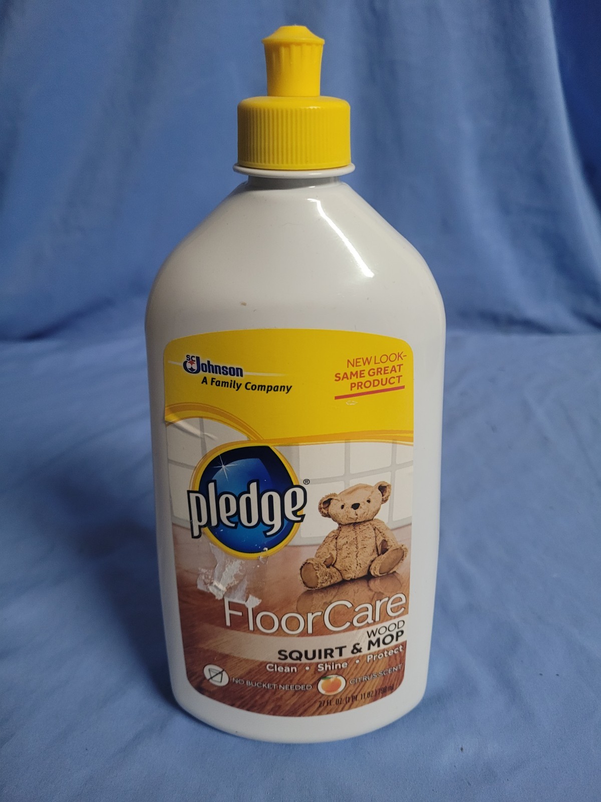 Pledge Clean It Gentle Wood Floor Cleaner Lemon Scent 27oz Cleaning NEW