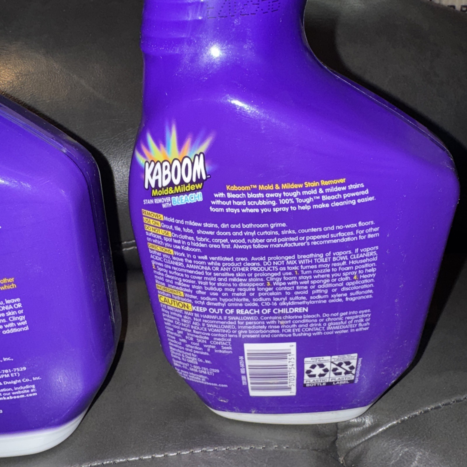TWO (2) Old Formula KABOOM Mold & Mildew Shower Tub Tile Cleaner Full 32oz
