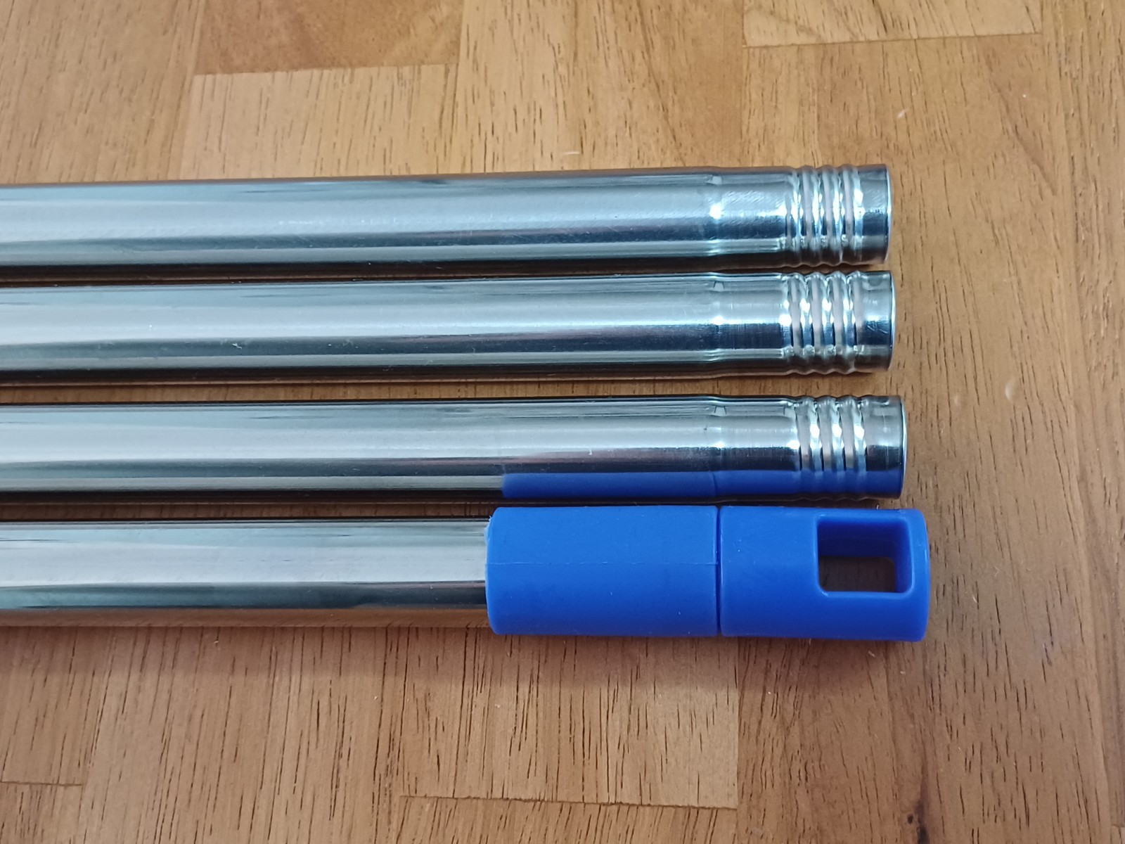 Heavy-Duty 17″ Floor Squeegee + 59″ Telescopic Long Handle For Thorough Cleaning