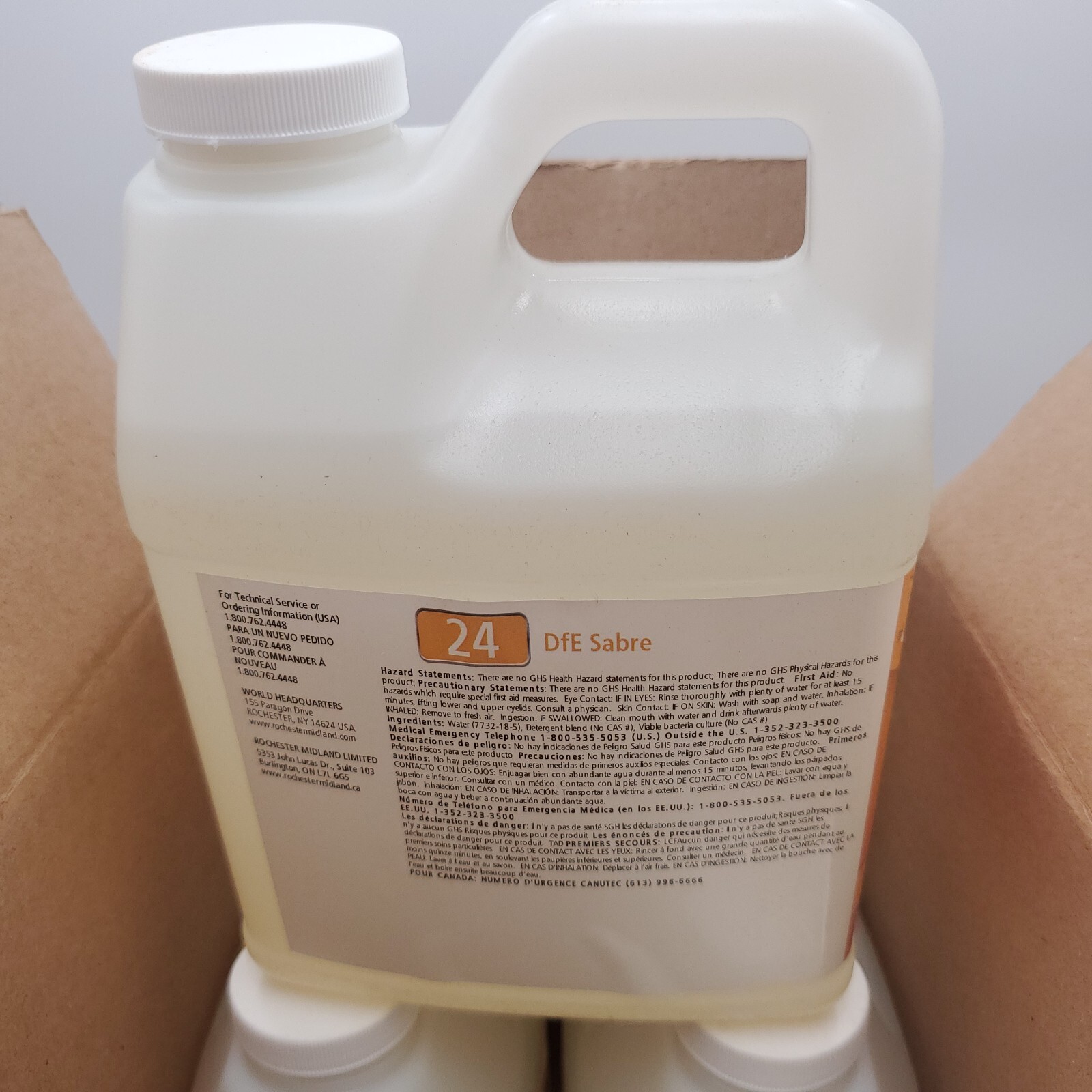 Case of 4 1/2 Gal DFE Sabre Heavy Duty Bio-Catalytic Degreaser Cleaner + Sprayer