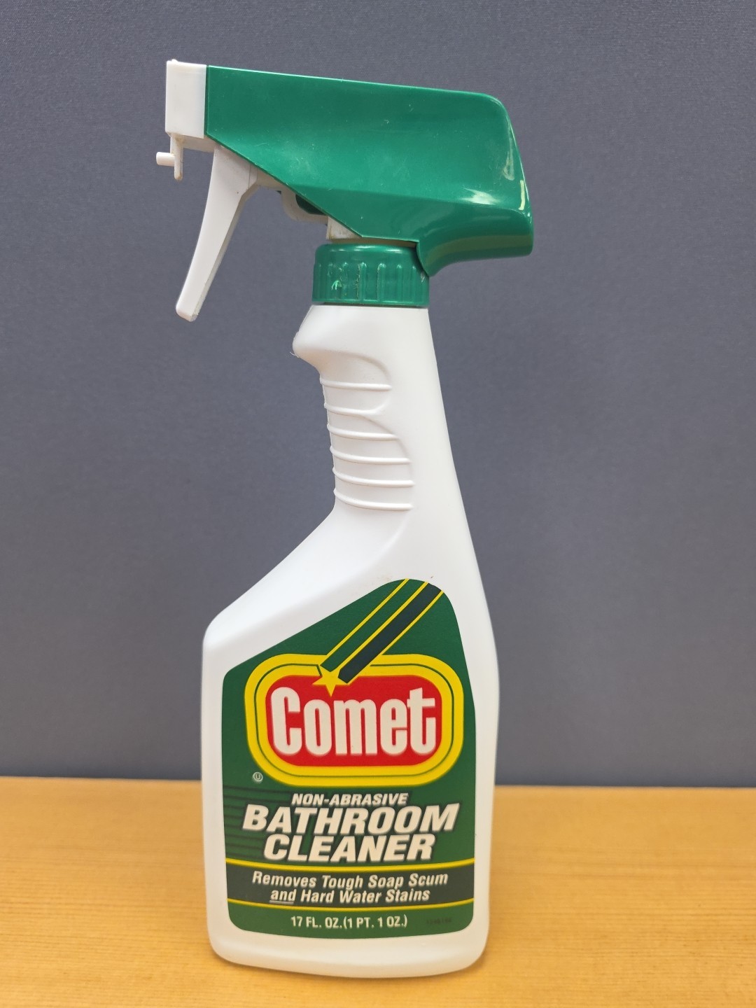 Vtg. Comet Bathroom Cleaner Spray – Non-Abrasive- 1990’s