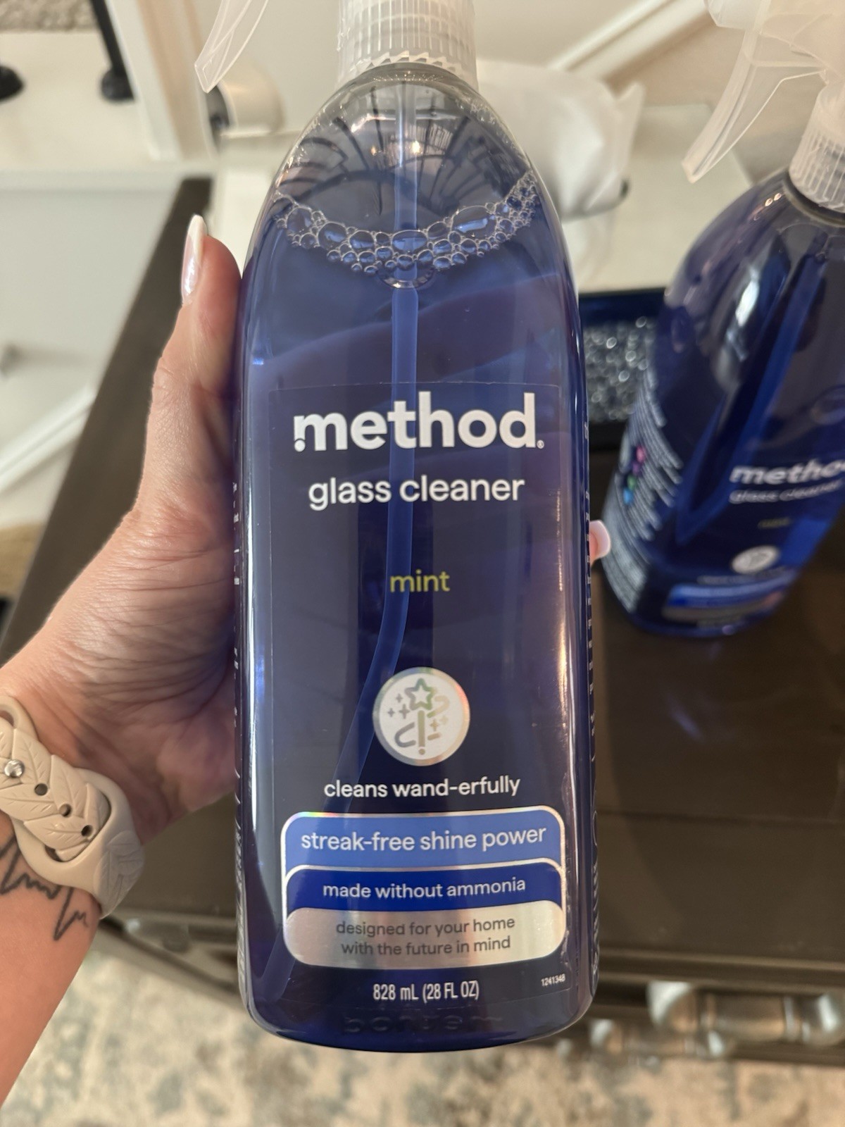 2 Method Glass Cleaner MINT Scent Trigger Spray Bottle Streak-Free Shine, 28 Oz