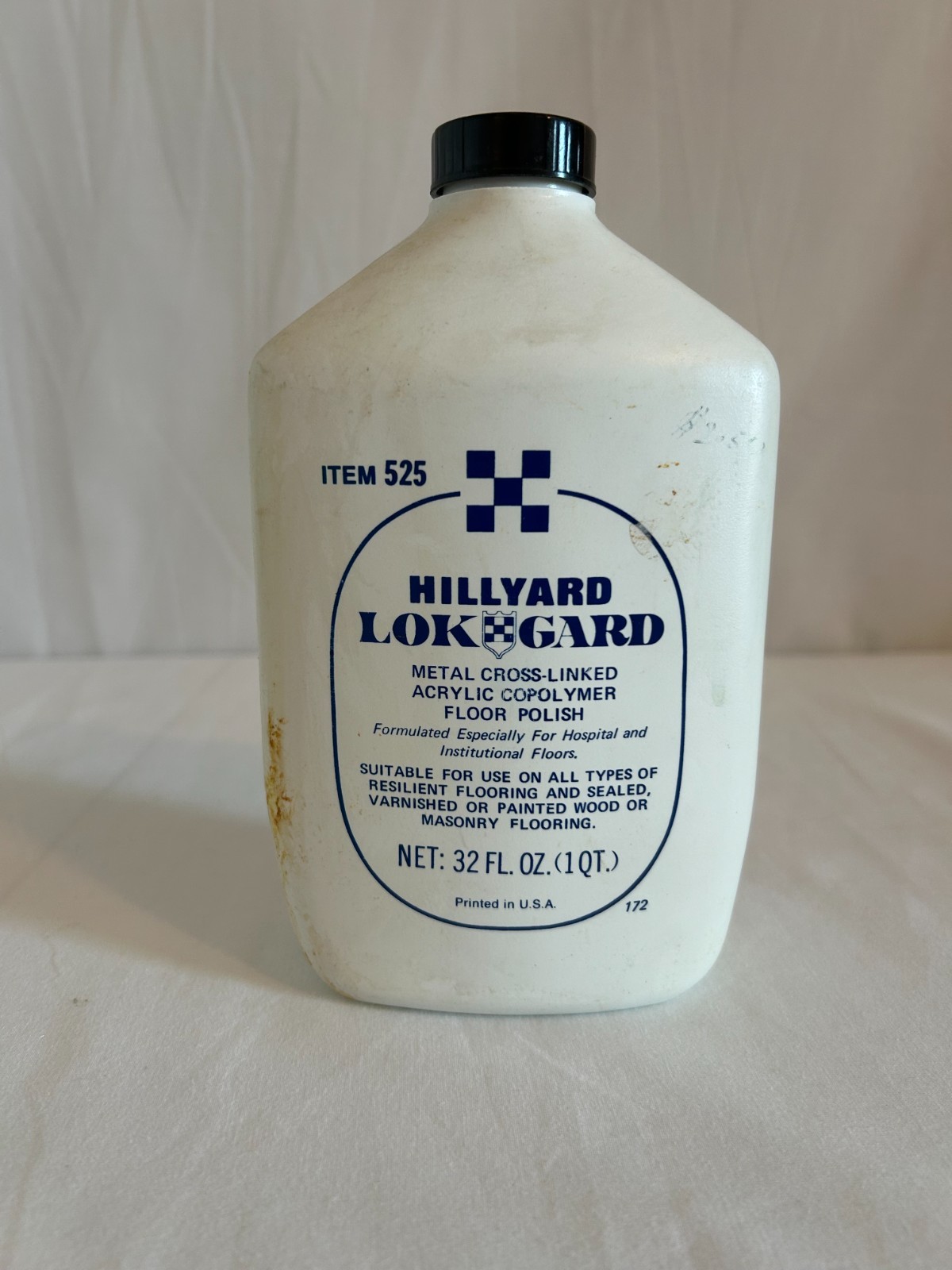 Hillyard Lok Gard Metal Cross-Linked Acrylic Copolymer Floor Polish 32oz #525