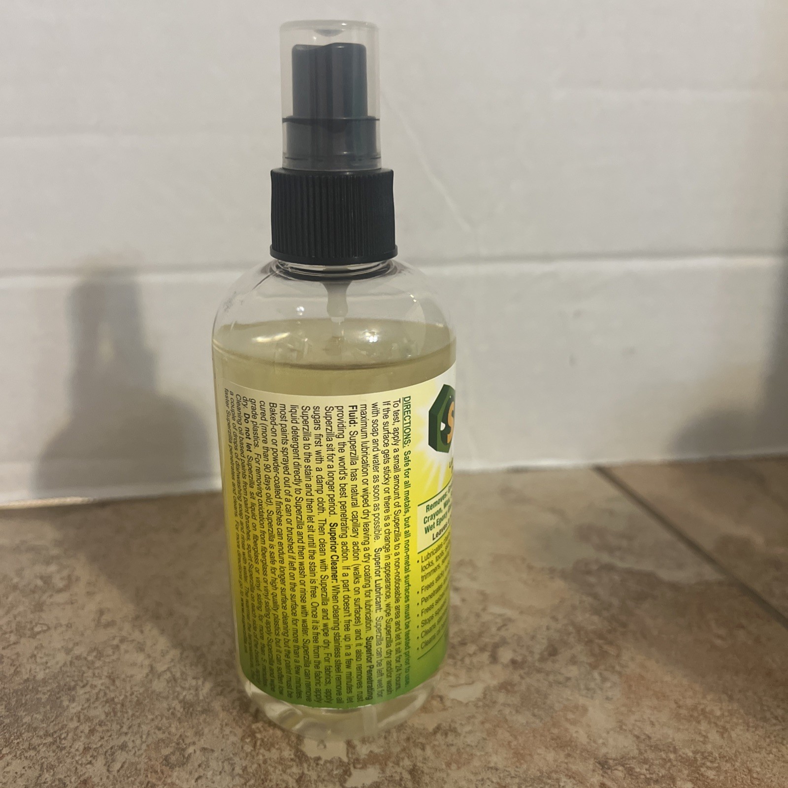 Superzilla Green Wonder Product Powerful All Purpose Cleans 8 oz Lubricant Oil