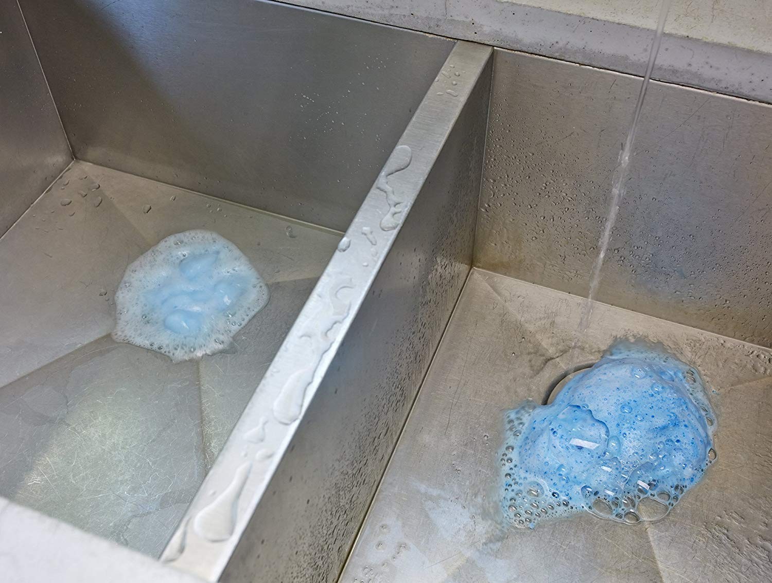 Powerful Foaming Cleaner for Garbage Disposals – Eliminates Odors & Buildup