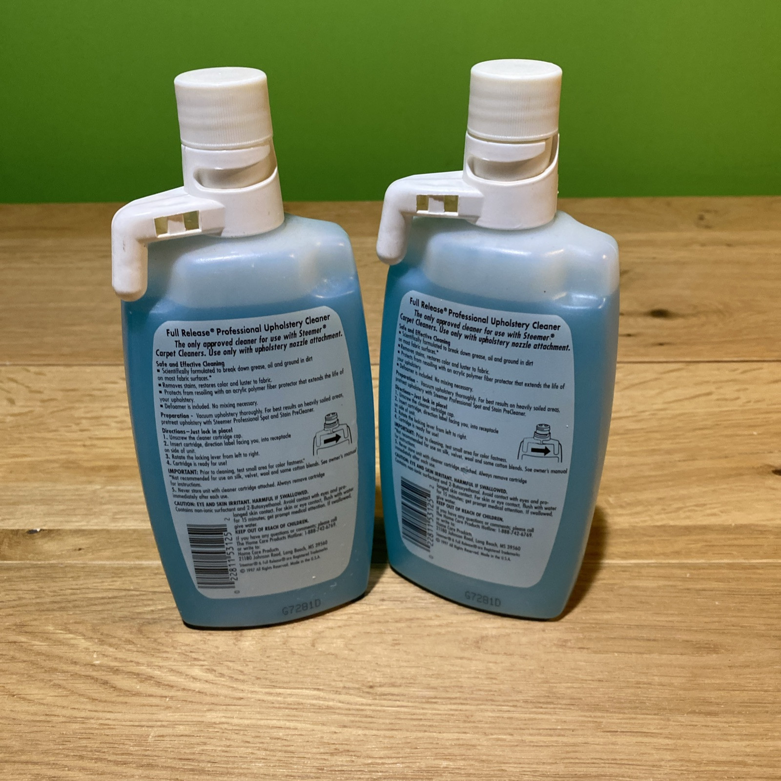 2 Bottles Full Realse Upholstery Cleaner for Steemer Carpet Cleaner VTG 1997