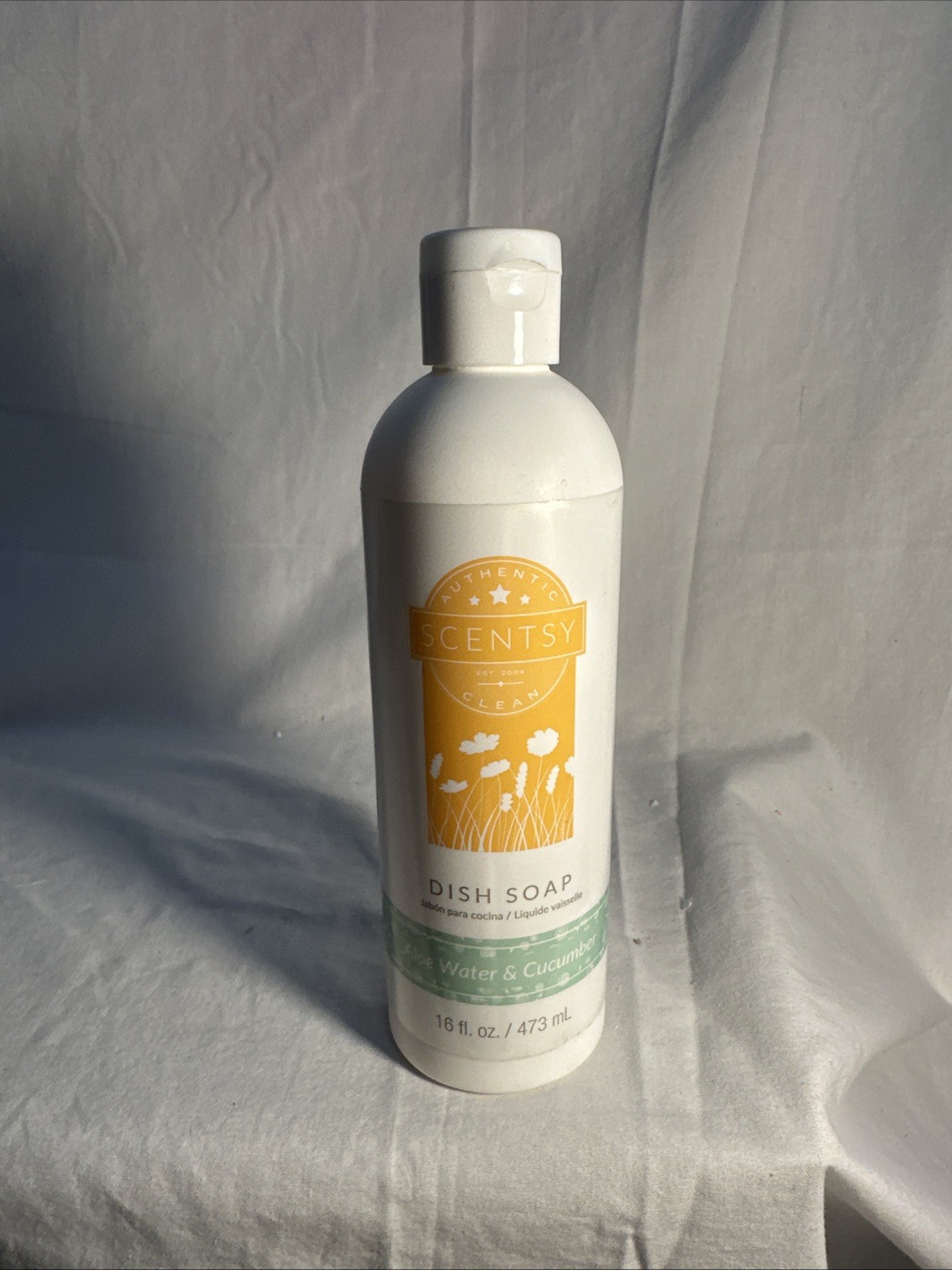 Scentsy Dish Soap Aloe Water & Cucumber Scent 16 fl. oz. NEW