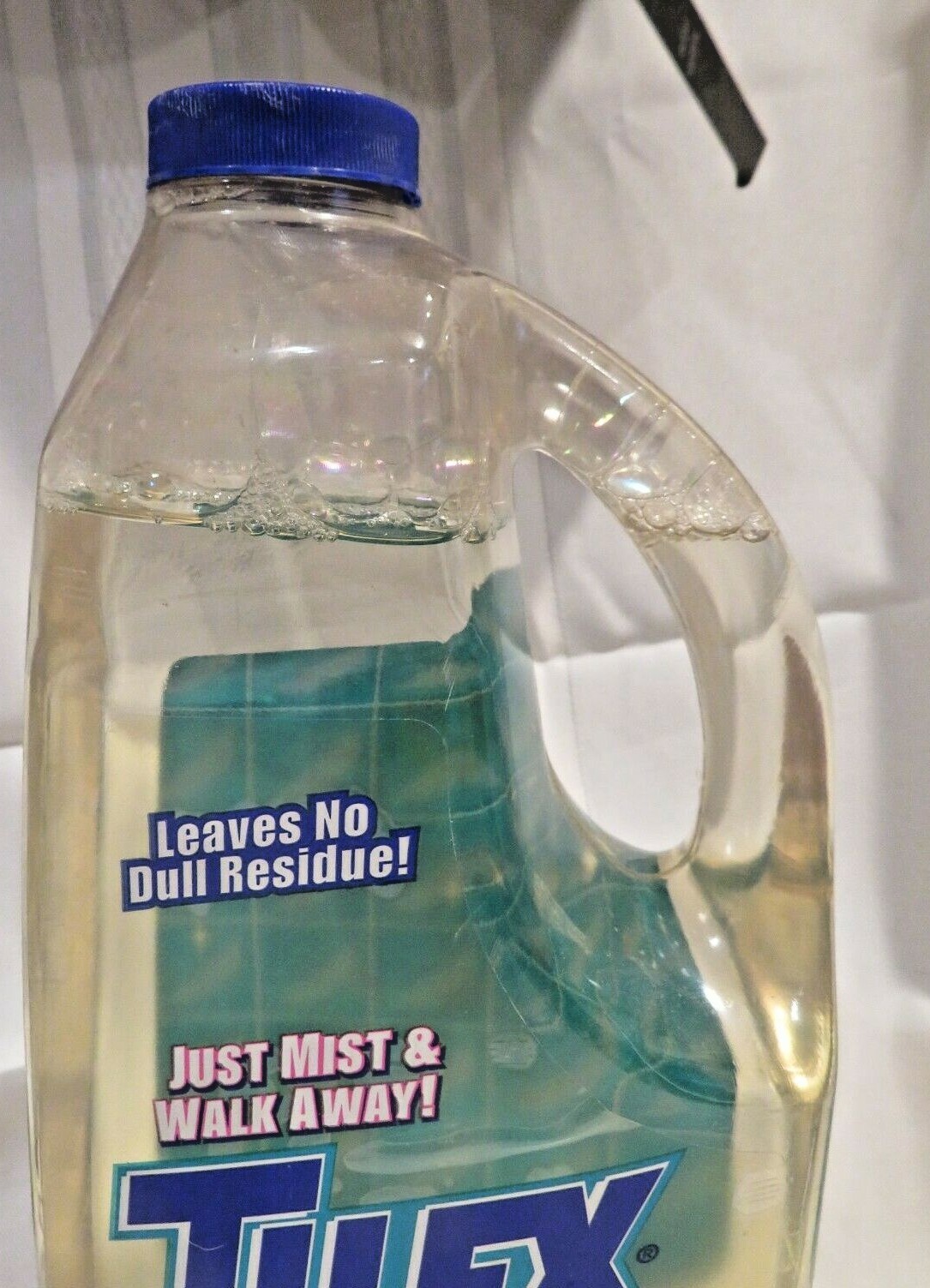 RARE – Original Tilex Fresh Shower Daily Cleaner Refill 64 Fl Oz 90% left
