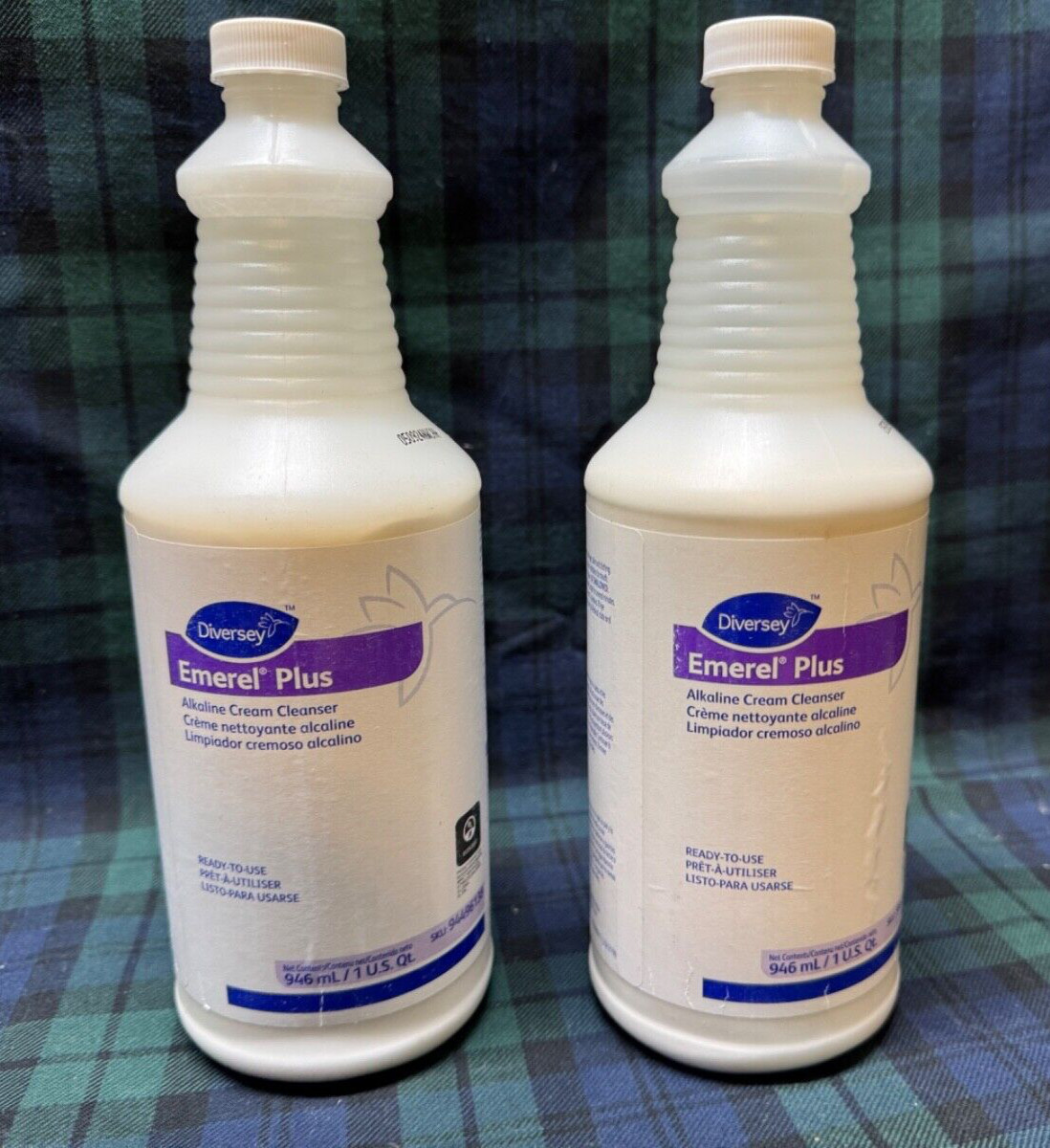 2 – Diversey Emerel Multi-Surface Creme Cleanser, Fresh Scent, 32 Oz Bottle