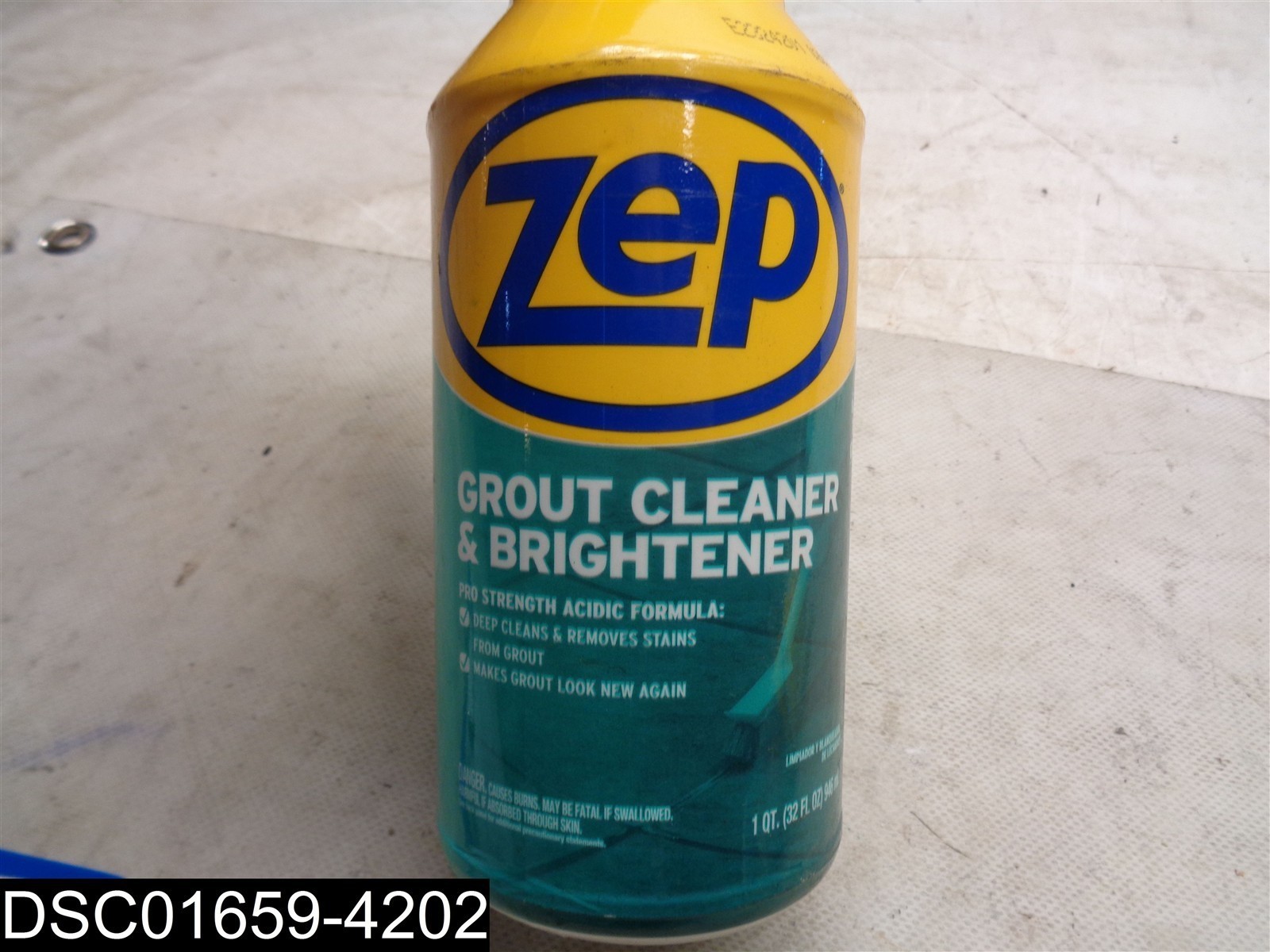 QTY=3 QT(3 X 1QT) ZU104632 Zep Grout Cleaner & Brightener 021709009897