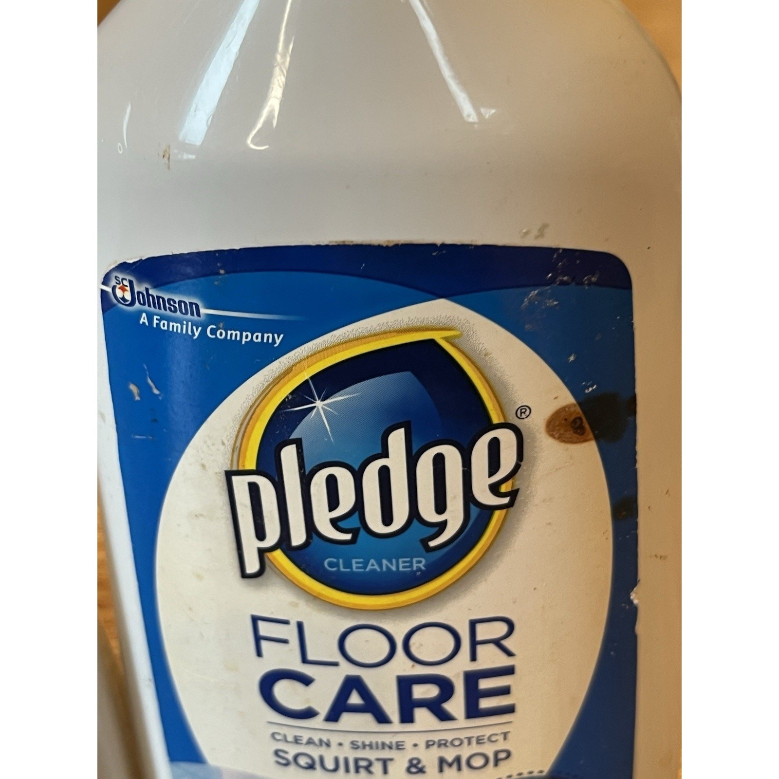 2 SC Johnson PLEDGE Floor Care Multi-Surface Cleaner Squirt & Mop 27oz