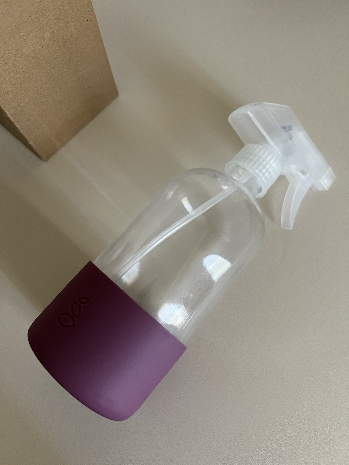 NIB Grove Glass Clean Spray Bottle Purple Silicone Sleeve