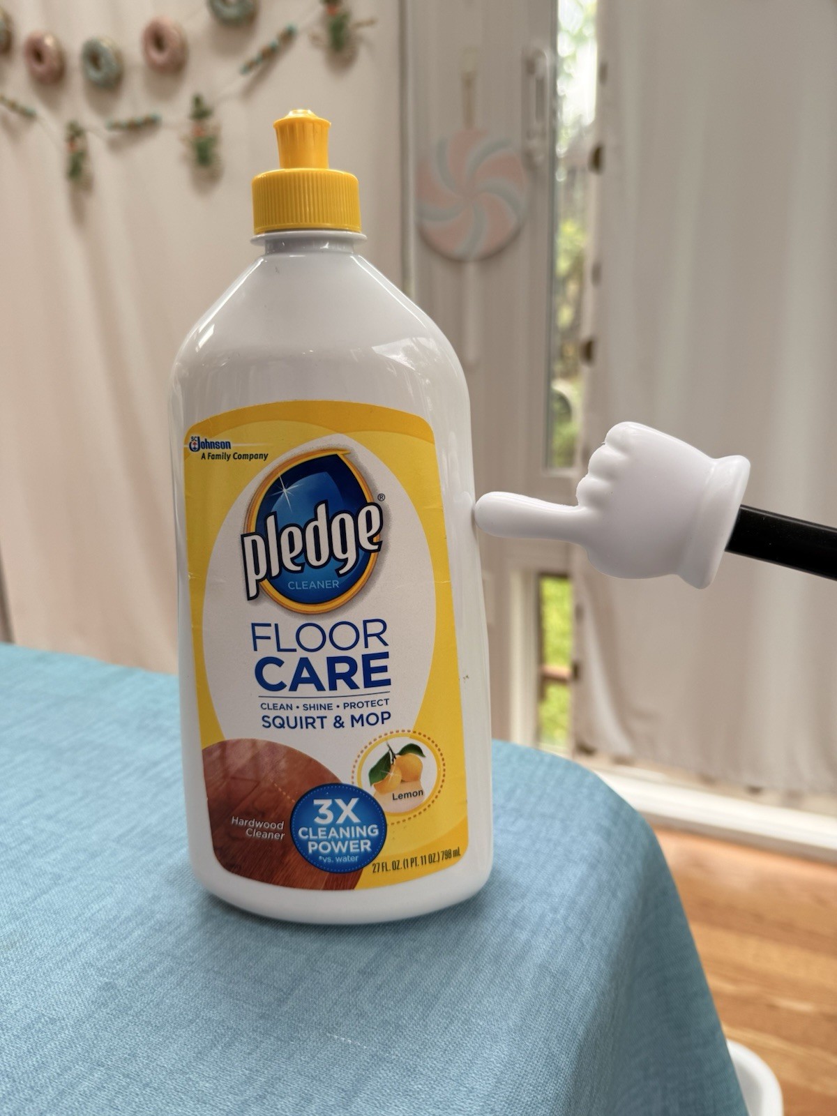 Pledge Floor Care Squirt & Mop Lemon Hardwood Cleaner 27oz