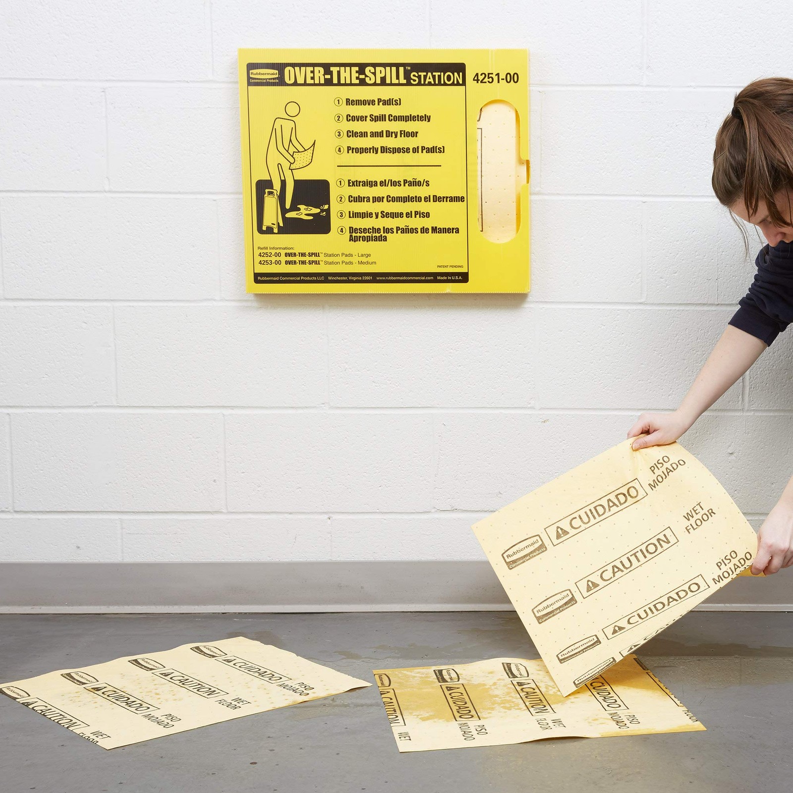 Rubbermaid Over the Spill Station Janitorial Supply Kit Yellow Safety Pads