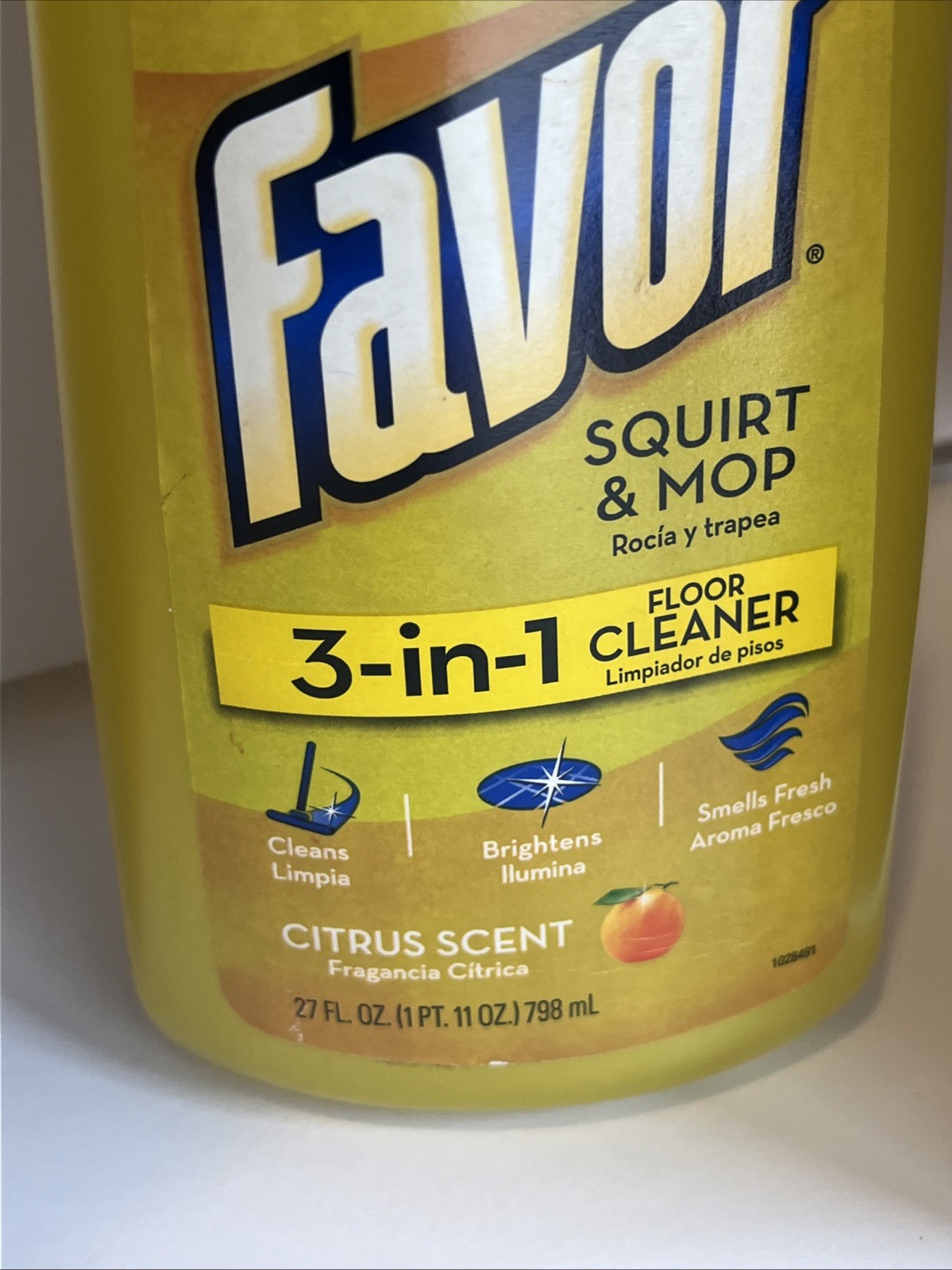 Favor 3-in-1 Floor Cleaner Citrus Scent 27 Ounce Full Bottle