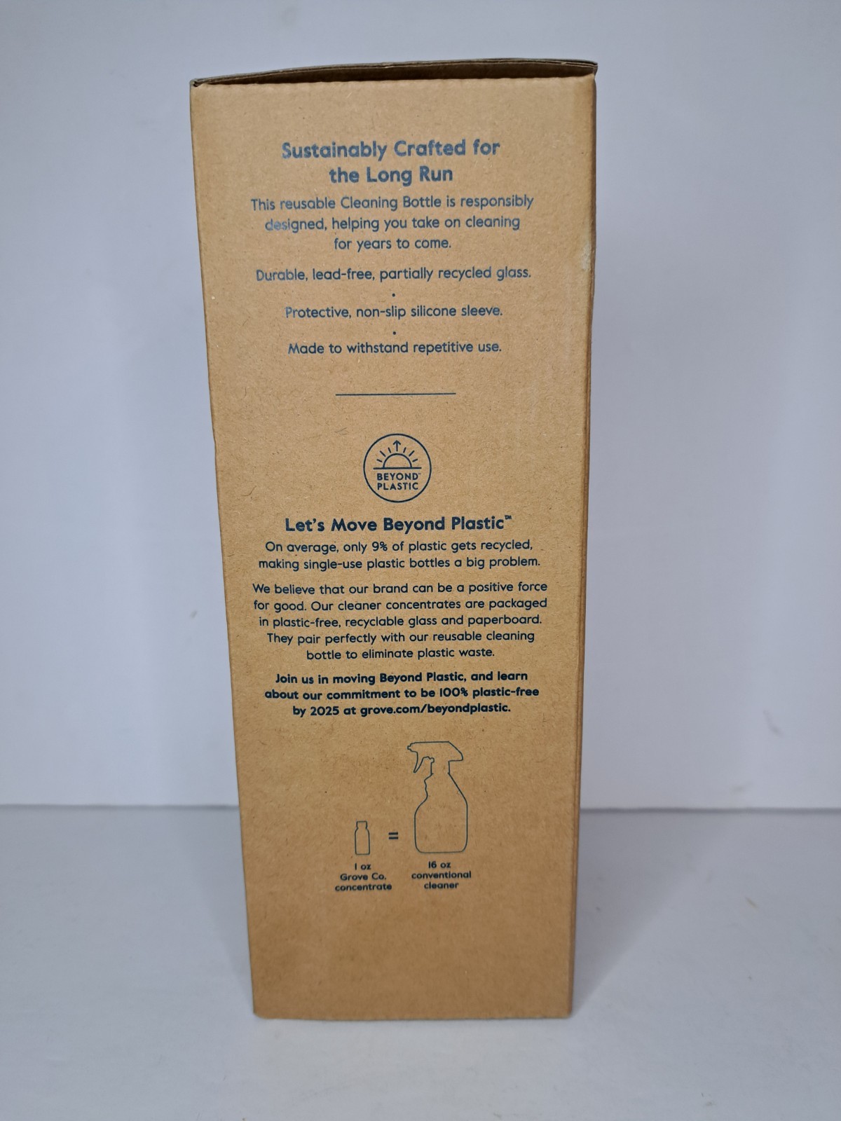 NEW Grove Co Reusable Cleaning Glass Spray Bottle – Brilliant White – 16 Fl Oz