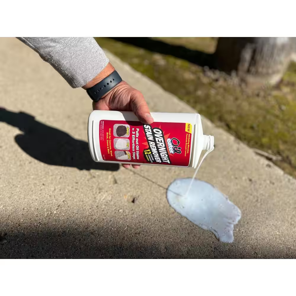 32 Oz. Overnight Stain Remover for Cleaning Oil Stains on Concrete, Driveway, Pa