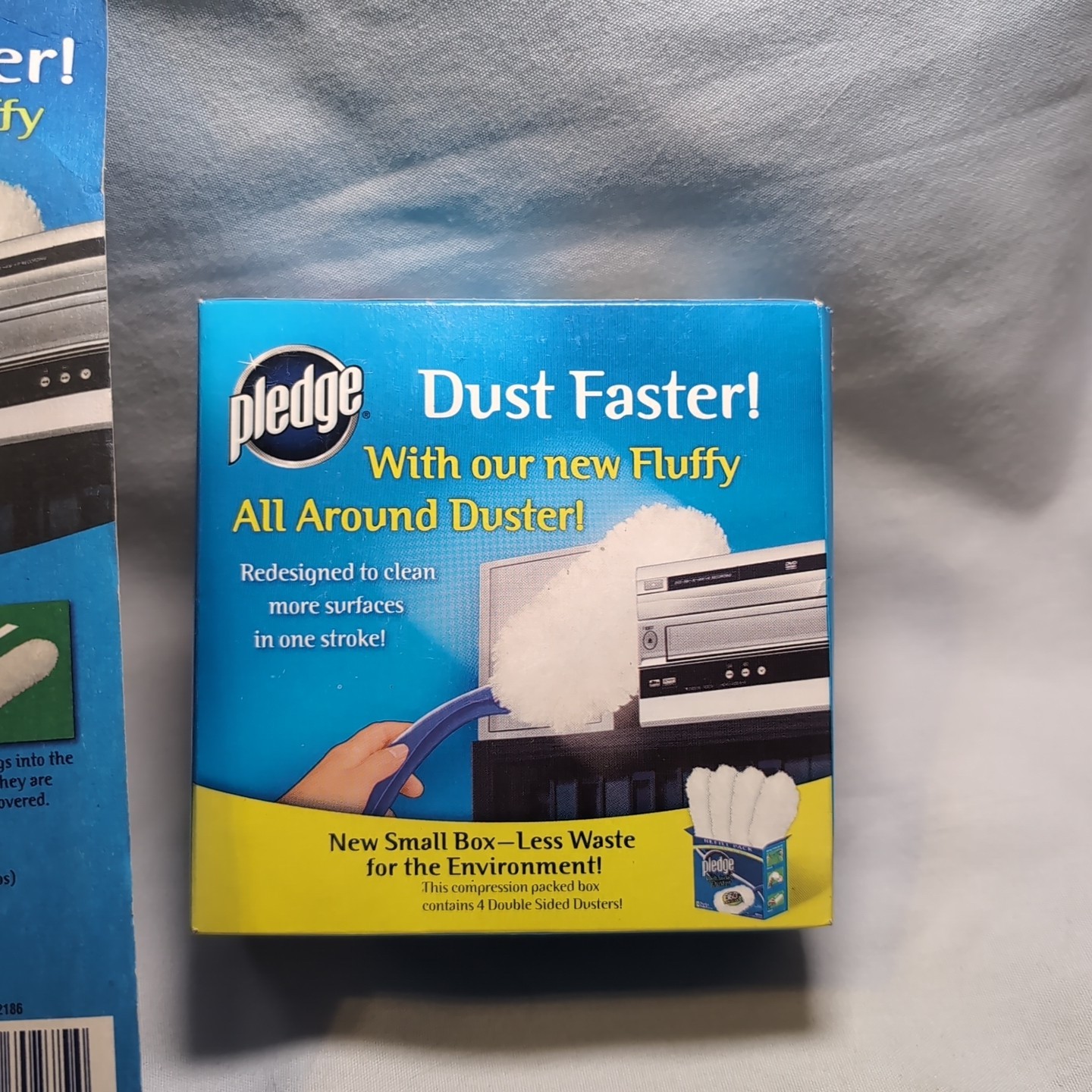 Pledge MultiSurface Duster 360 Fluffy All Round Starter Kit & 4 Pack Refill NOS