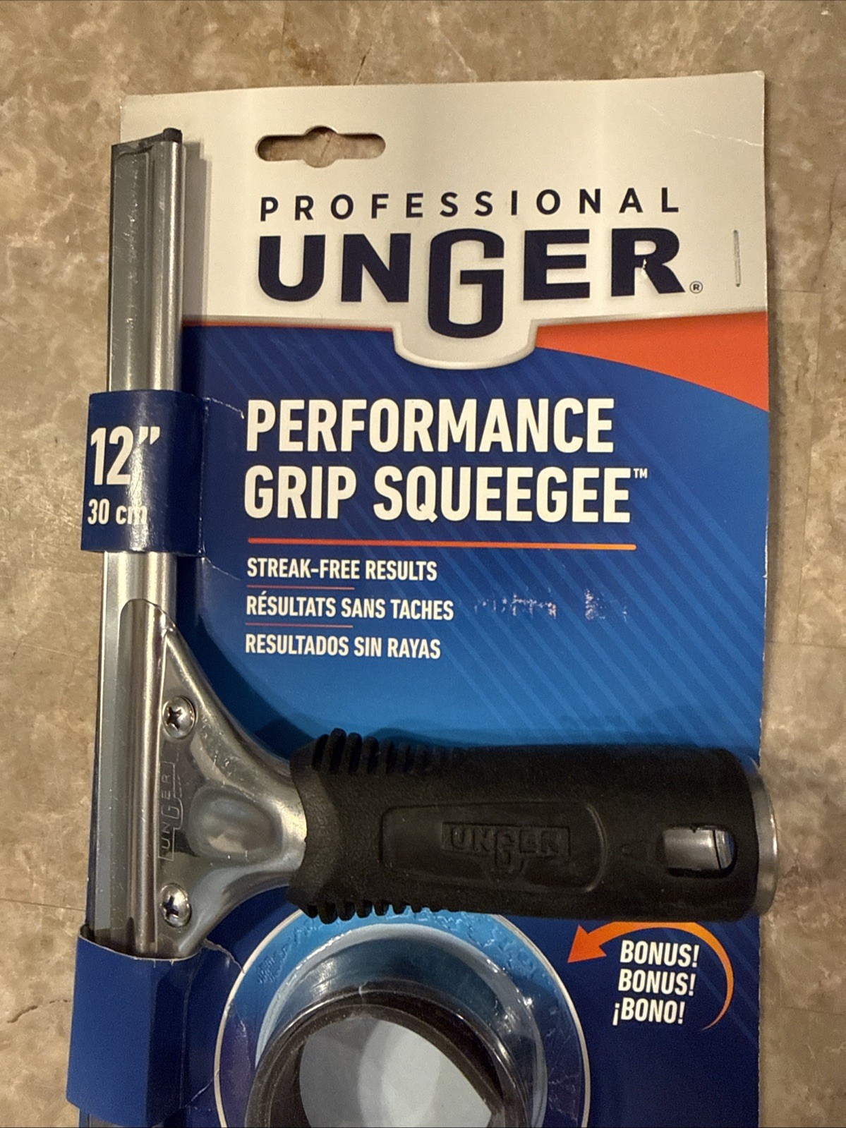 NEW Unger 981010 PERFOMANCE GRIP SQUEEGEE with Bonus Rubber 30 CM