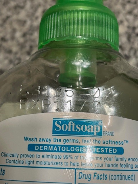 Vintage SoftSoap Juicy Melon Liquid Hand Soap Pump Dispenser Container