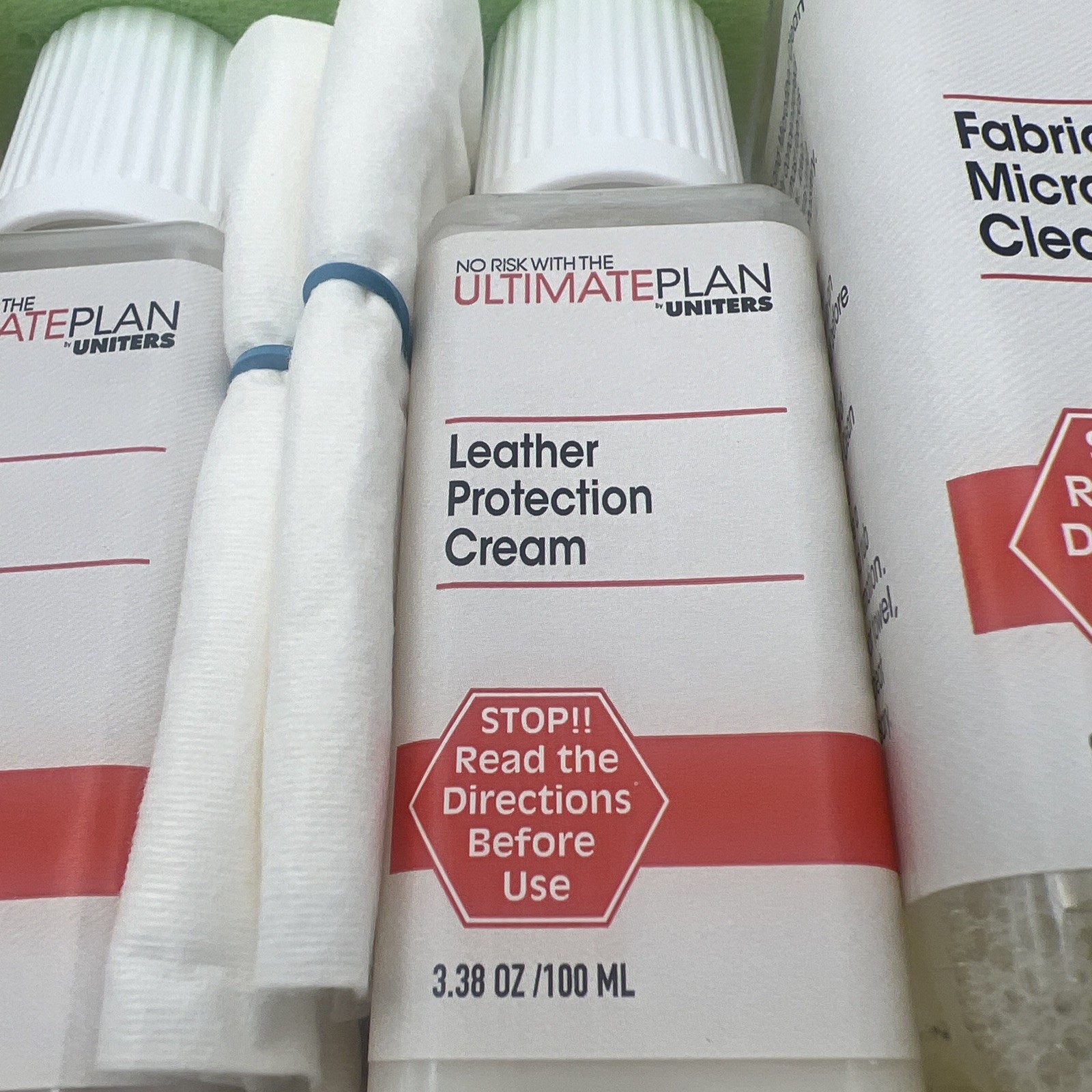 ULTIMATE PLAN UNITERS FURNITURE CLEANING KIT FABRIC LEATHER WOOD NEW Open Box